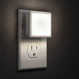 L LOHAS LED Night Lights Plug into Wall 2-Pack, 0.3W Plug in Night Light, Dusk to Dawn, 3000K/5000K/Amber/Red/Blue, Bright Nightlight Auto-On/Off, for Adults Kids Room Bedroom Bathroom Hallway Kitchen, Non-Dim