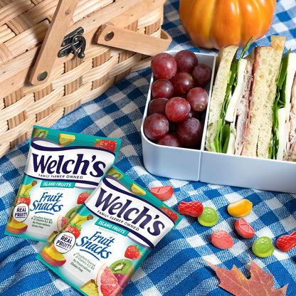 Welch's_Fruit_Snacks,_Fruit_Punch_&_Island_Fruits_Variety_Pack,_Perfect_Halloween_Candy_Bulk_Pack,_Gluten_Free,_0.8_oz_Individual_Single_Serve_Bags_(Pack_of_40)