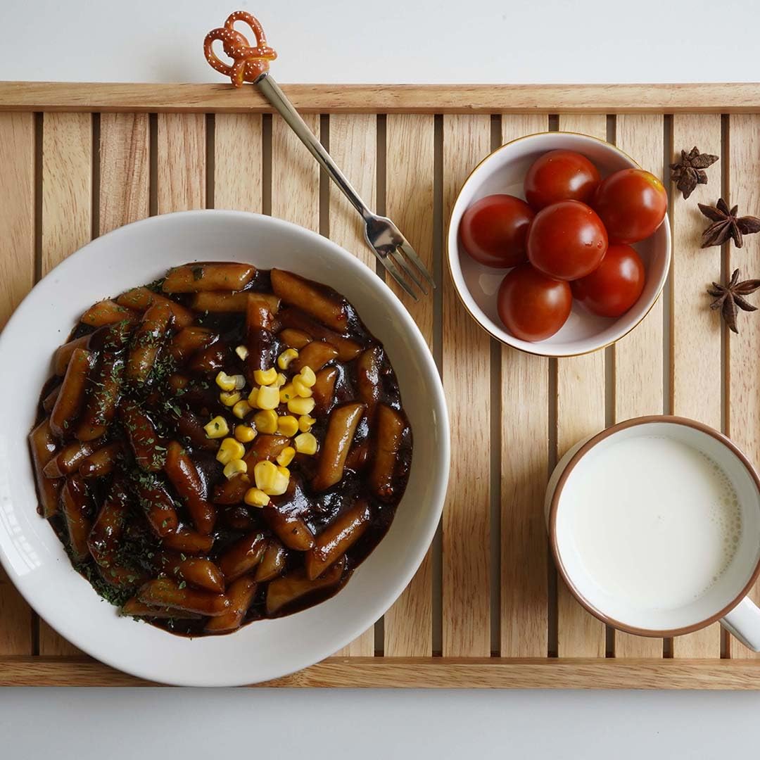 Yopokki_Instant_Tteokbokki_Pack_Korean_Street_food__Topokki_Rice_Cake_-_Quick_&_Easy_to_Prepare