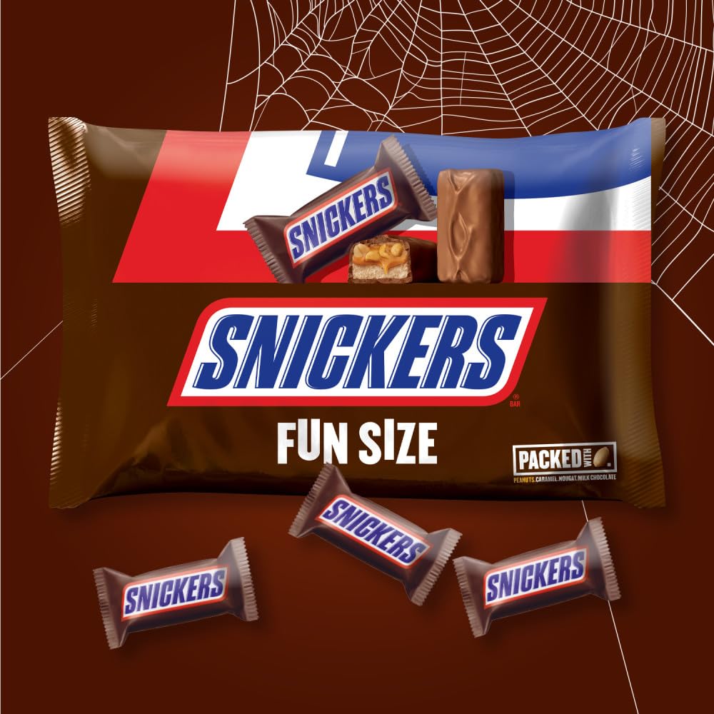 SNICKERS_Original_Chocolate_Candy_Bars,_Fun_Size,_Halloween_Candy,_10.59_oz_Bag
