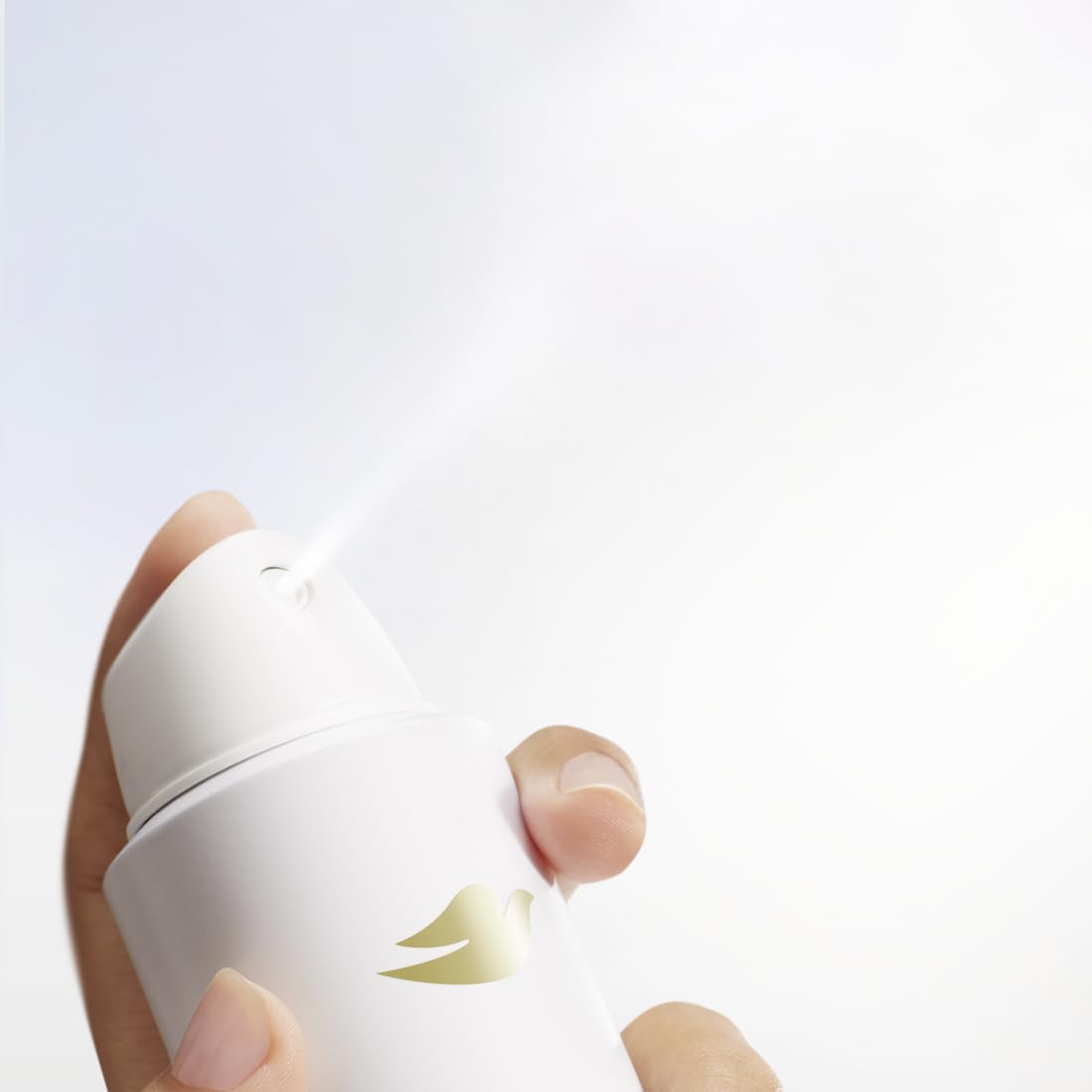 Dove_Clinical_+_Care_Antiperspirant_Deodorant_Dry_Spray_for_Women_Fresh_Peach_with_Nourishing_Serum_3.8_oz