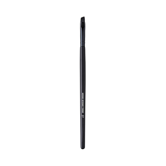 e.l.f._Small_Angled_Brush,_Creates_Even,_Thin_&_Straight_Lines,_Great_For_Applying_Lip_Color,_Eyebrow_Color_&_Eyeliner,_Vegan_&_Cruelty-Free