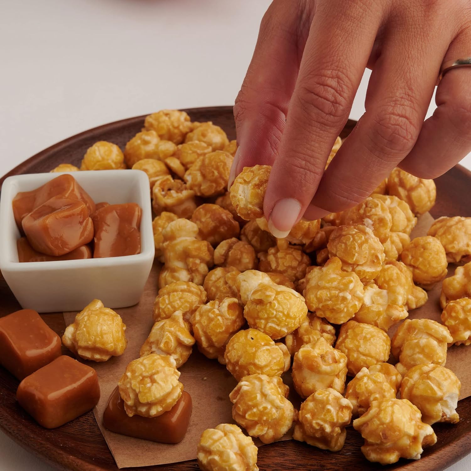 Popcornopolis_Gourmet_Caramel_Corn_Popcorn,_Popped_Popcorn_Snack_Bags_9.5_Oz_Crispy_Sugar_Crunchy