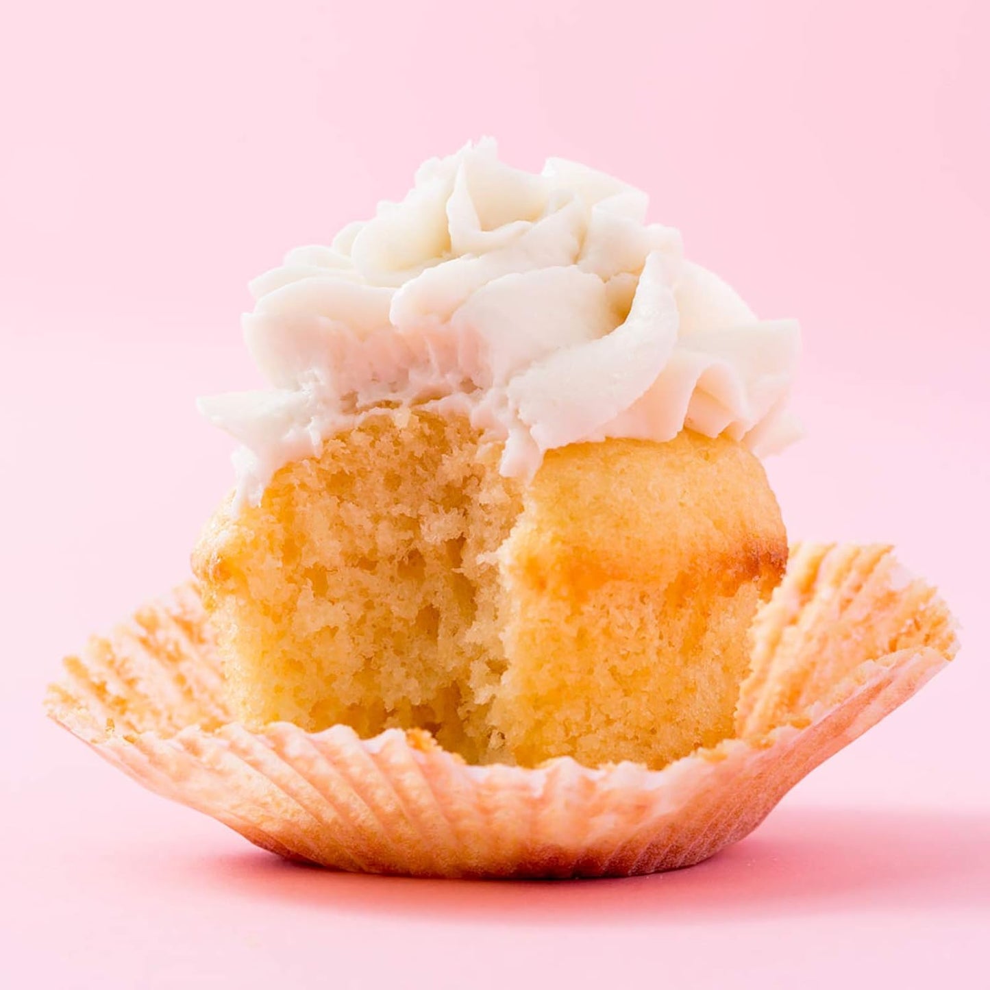 Miss_Jones_Baking_Organic_Buttercream_Frosting,_Perfect_for_Icing_and_Decorating,_Vegan-Friendly:_Vanilla_(Pack_of_1)