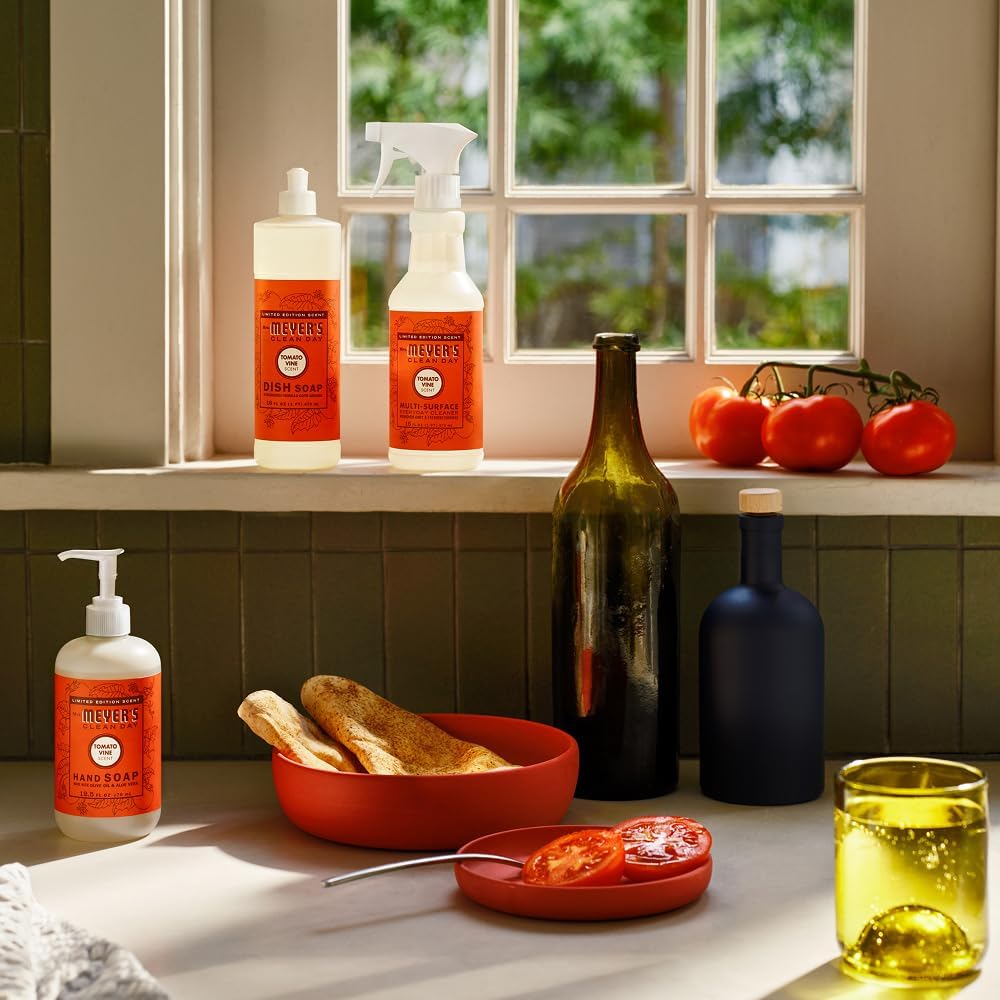 MRS._MEYER'S_CLEAN_DAY_Multi-Surface_Everyday_Cleaner,_Tomato_Vine_Scent,_16_Fl_Oz_Bottle
