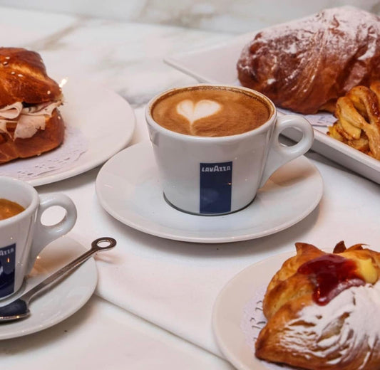 Lavazza_Blue_Top_Class_Espresso_Capsules,_Arabica_and_Robusta_Blend,_Compatible_with_Lavazza_Classy_Machines_(100_Capsules)