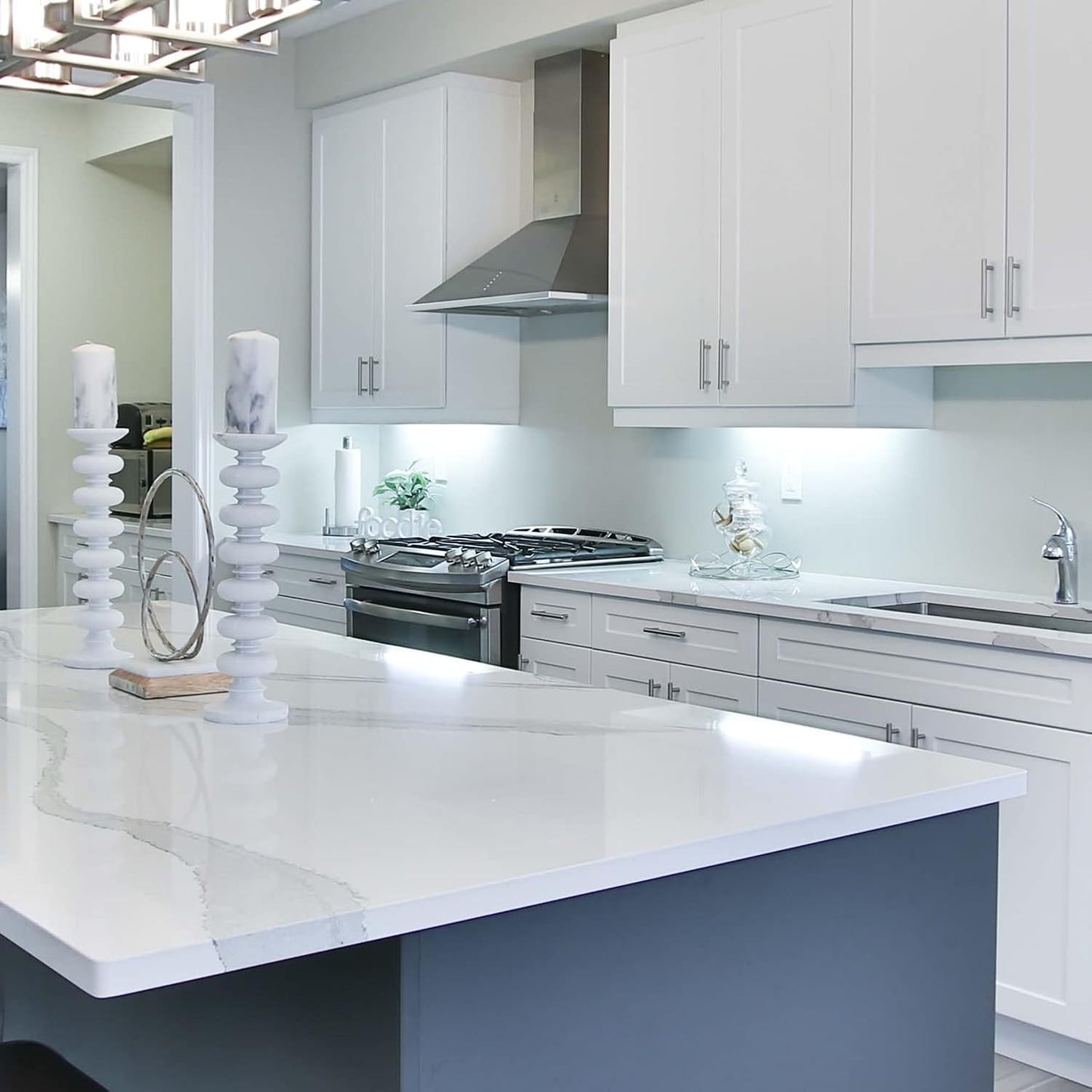 phopollo_White_LED_Strip_Lights,_16.4ft/20FT/25FT/50FT_Dimmable_Daylight_White/Warm_White_Led_Light_Strip,_LEDs_Flexible_Led_Lights_for_Bedroom,_Mirror,_Kitchen_Decoration