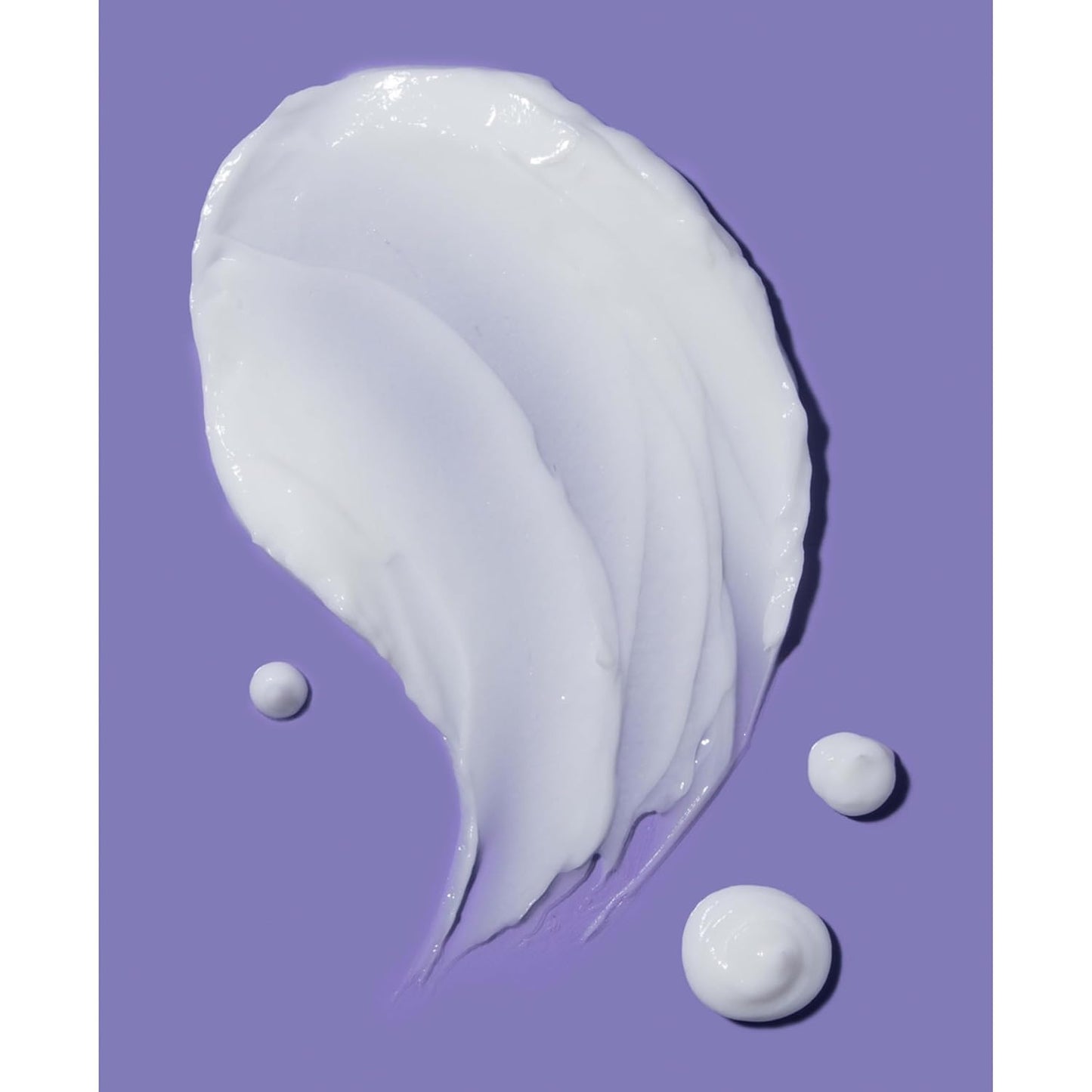 OGX_Extra_Strength_Damage_Remedy_+_Coconut_Miracle_Oil_Conditioner_for_Dry,_Frizzy_or_Coarse_Hair,_Hydrating_&_Flyaway_Taming_Conditioner,_Paraben-Free,_Sulfate-Free_Surfactants,_25.4_Fl_Oz