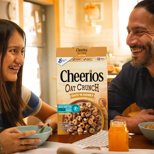 Cheerios_Oat_Crunch_Oats_&_Honey_Oat_Breakfast_Cereal,_Family_Size,_24_oz