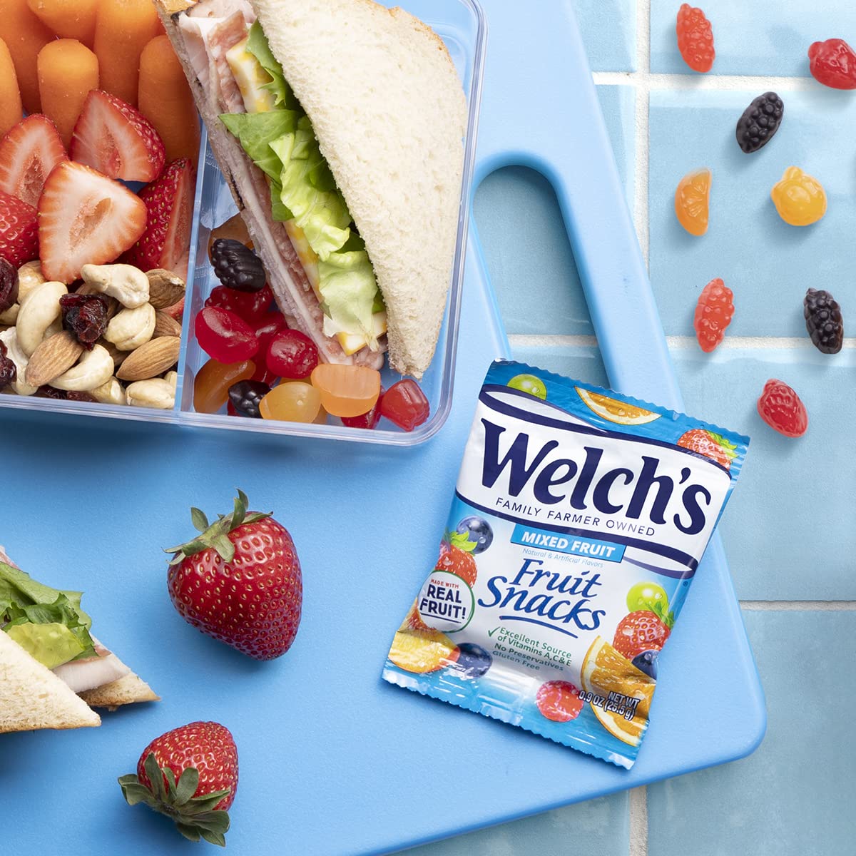 Welch's_Fruit_Snacks,_Mixed_Fruit,_Perfect_for_School_Lunches,_Gluten_Free,_Bulk_Pack,_Individual_Single_Serve_Bags,_0.8_oz_(Pack_of_40)_Candy_Bonbon