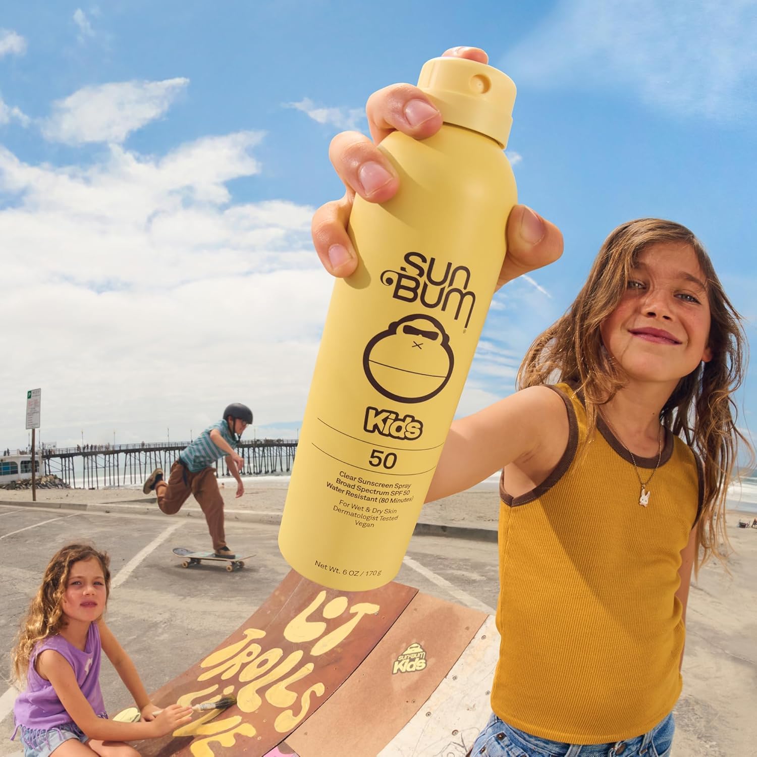 Sun_Bum_Kids_SPF_50_Sunscreen_Clear_Body_Spray_-_Broad_Spectrum_Water-Resistant_with_Vitamin_E_-_Wet_or_Dry_Skin_Application_-_Hawaii_104_Act_Compliant_(Without_Octinoxate_&_Oxybenzone)_-_6_oz