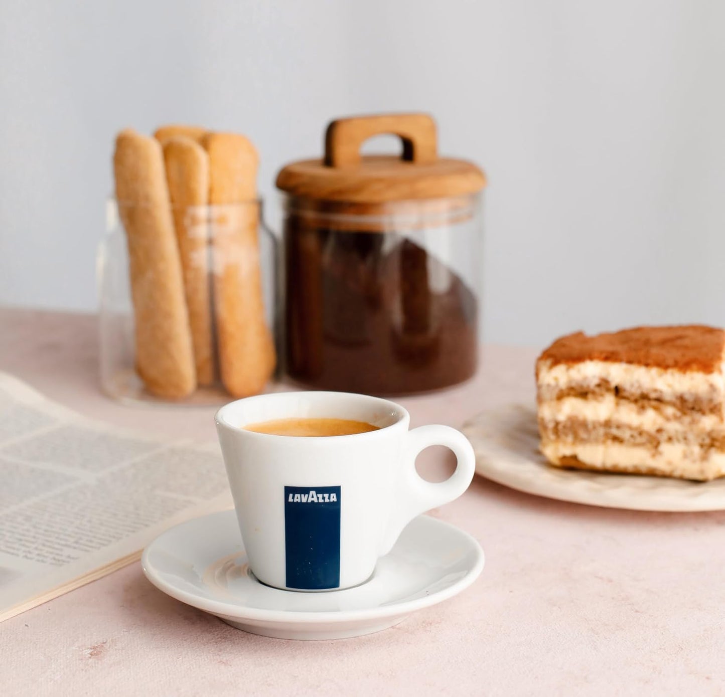 Lavazza_Top_Class_Whole_Bean_Coffee_Blend,_Medium_Espresso_Roast_Bag,_2.2_Pound_(Pack_of_1),_Authentic_Italian,_Blended_and_roasted_in_Italy,_Full_bodied_with_smooth_and_balanced_flavor