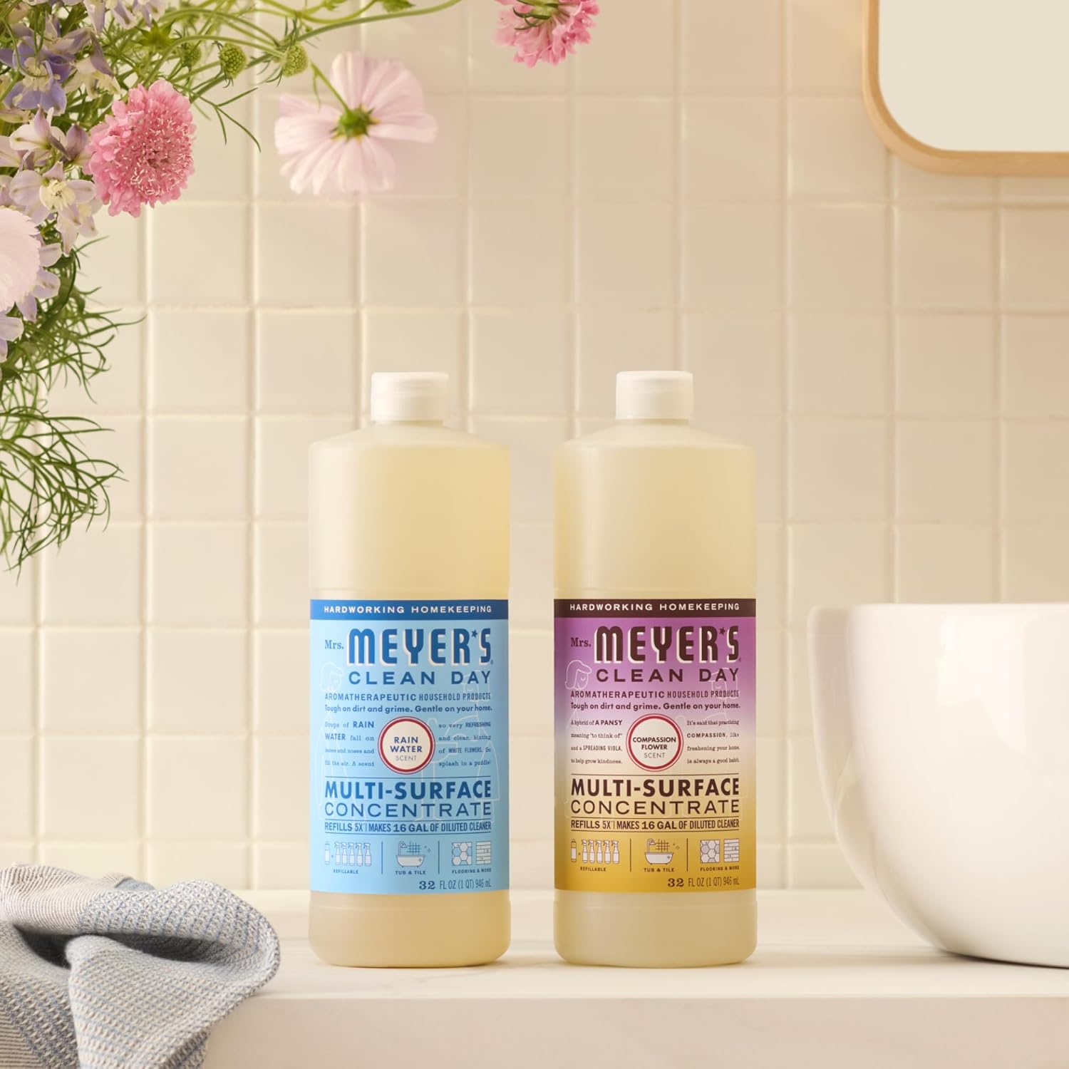 Mrs._MEYER'S_CLEAN_DAY_Multi-Surface_Everyday_Concentrate,_Rain_Water_Scent,_32_Fl_Oz_Bottle