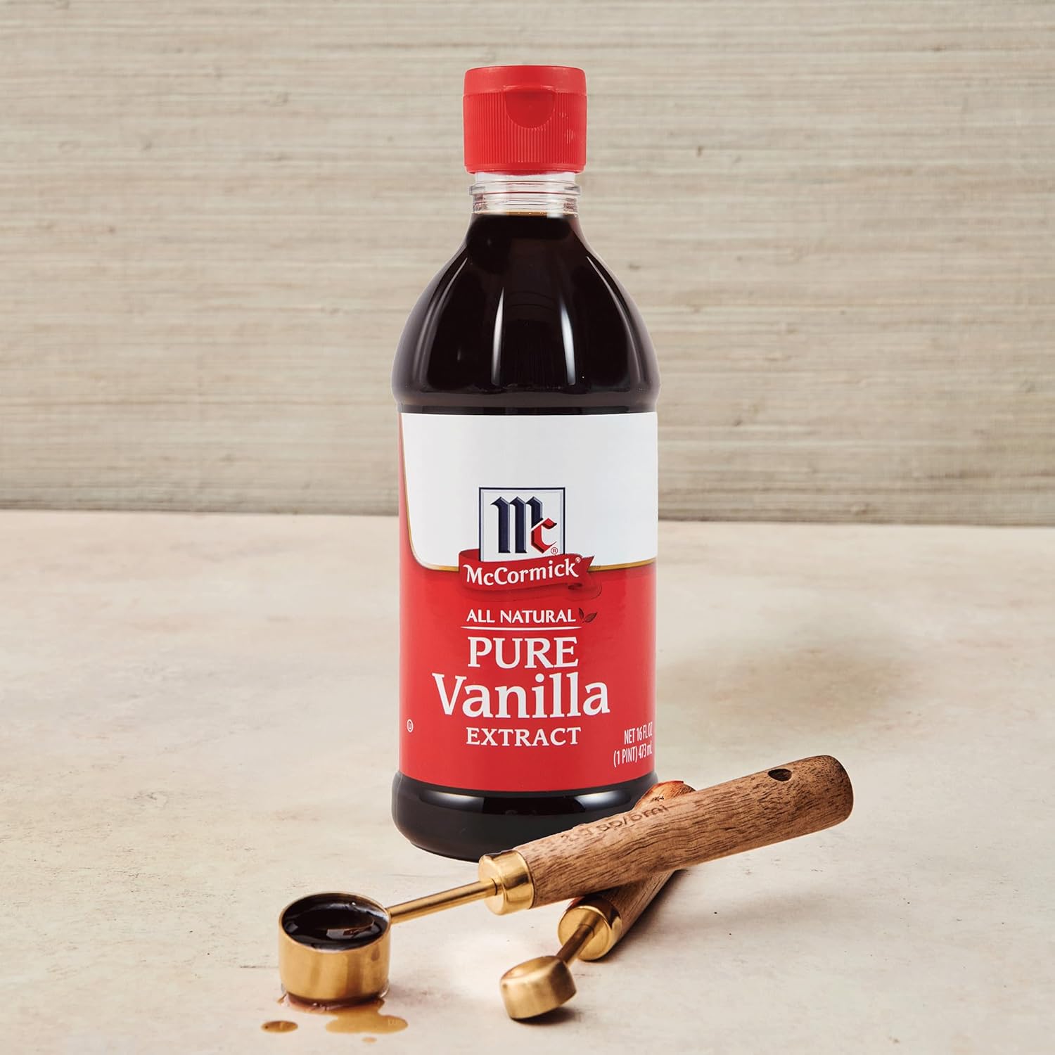 McCormick_Vanilla_Extract,_Pure,_Gluten_Free,_Non-GMO,_Made_with_Madagascar_Vanilla_Beans,_16_fl_oz
