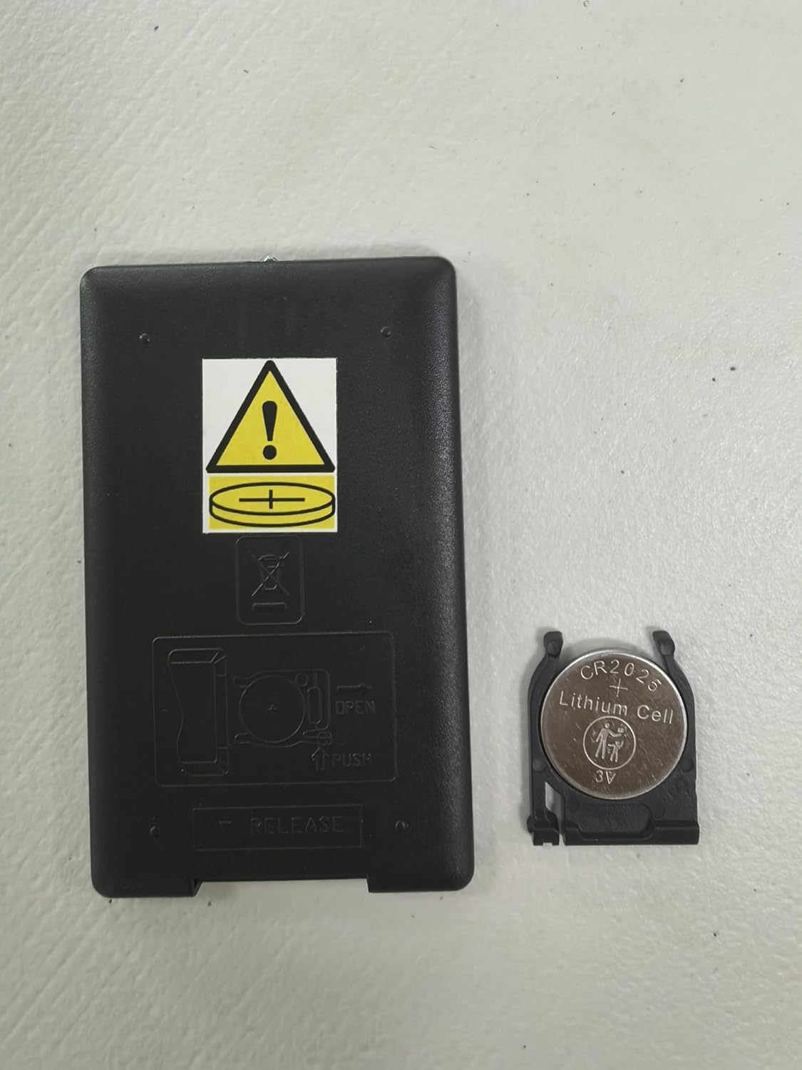 LED_Strip_Lights_Battery_Powered,_24_Keys_Remote_Control_Light_Strip_for_Parties,_DIY_Indoor_Decoration,_6.56ft/2m