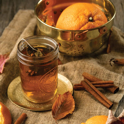 Harney_&_Sons_Hot_Cinnamon_Spice_Tea_Tin_-_Black_Tea_with_Orange_&_Sweet_Clove_-_2.67_Ounces,_30_Sachets