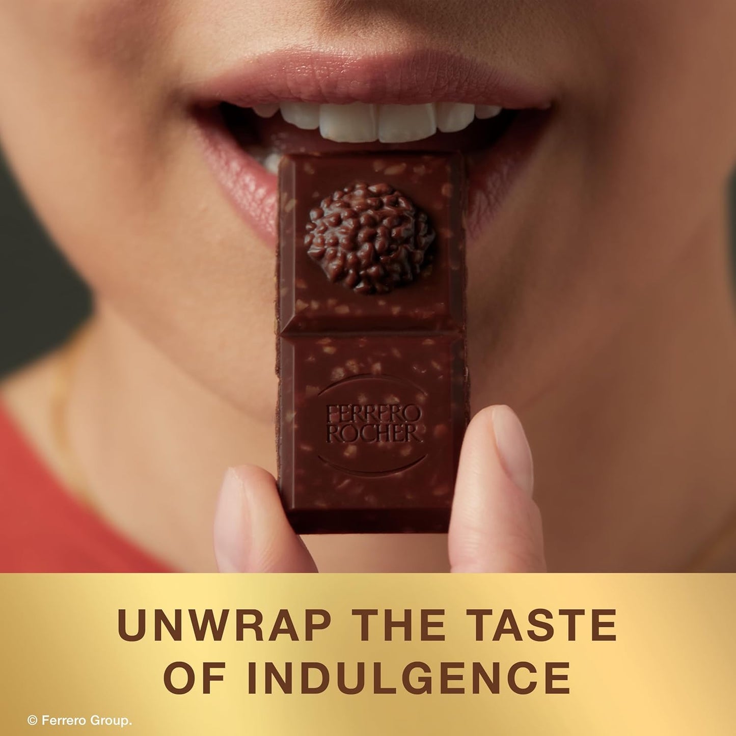 Ferrero_Rocher_premium_chocolate_bar,_Dark_chocolate_bar,_Hazelnuts_and_Cocoa_Filling,_Perfect_Self_Treat,_3.1_oz_Each
