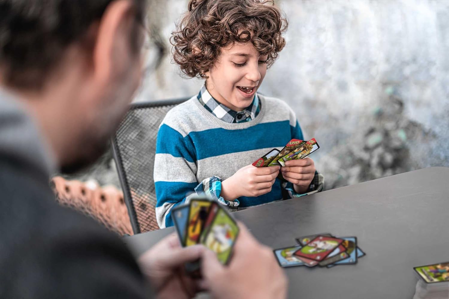 Mattel_Games_UNO_Card_Game,_Gifts_for_Kids_and_Family_Night,_Themed_to_Minecraft_Video_Game,_Travel_Games,_Storage_Tin_Box_(Amazon_Exclusive)