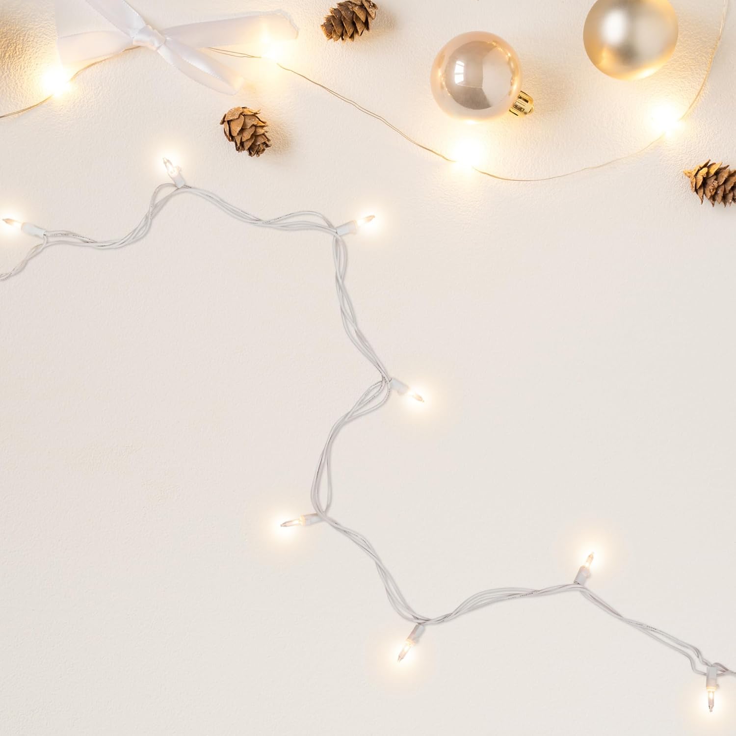 Mini_Incandescent_Christmas_Lights_-_Clear_-_4'_White_Wire_-_10ct