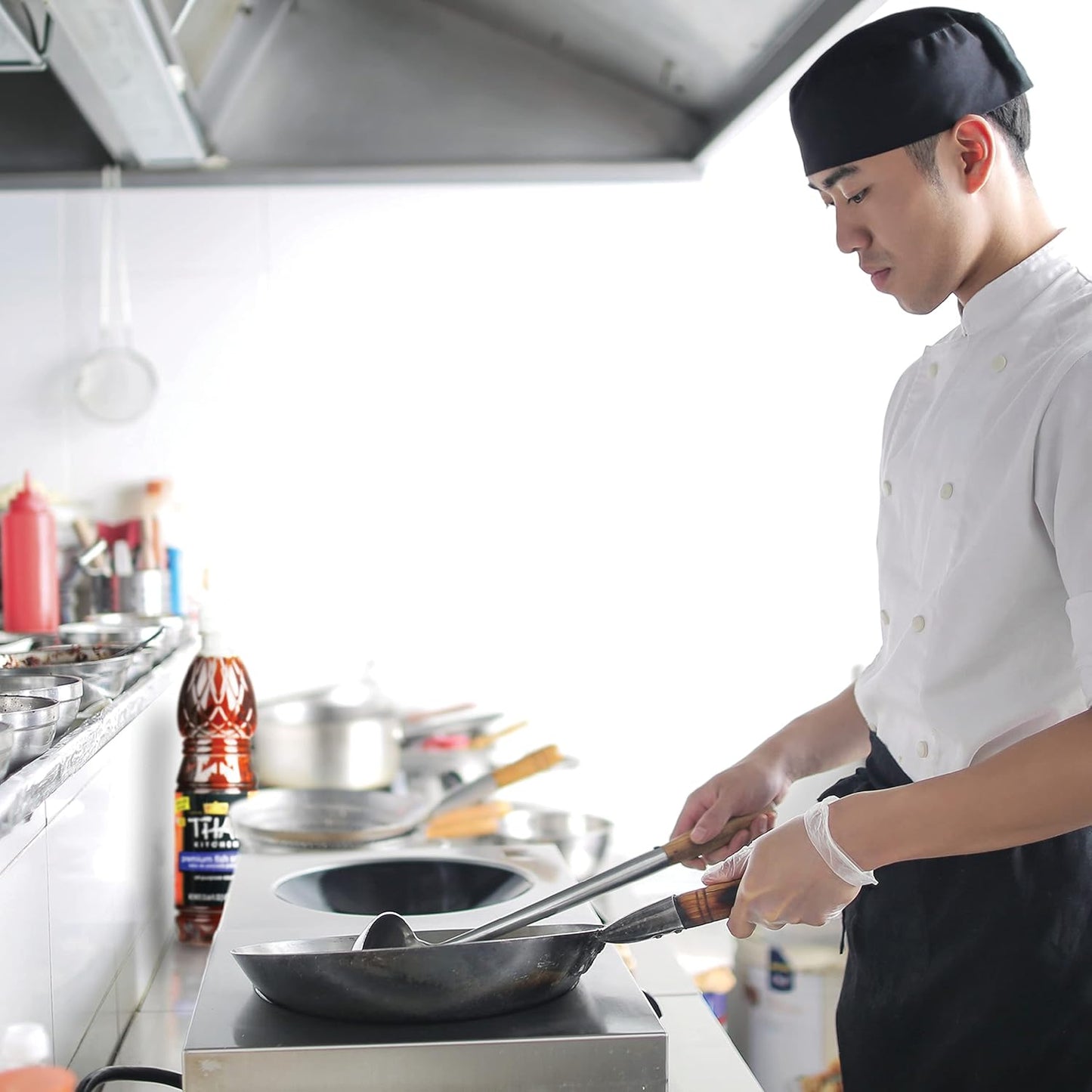 Thai_Kitchen_Premium_Fish_Sauce,_23.66_fl_oz_-_One_23.66_Fluid_Ounce_Bottle_of_Fish_Sauce_Crafted_for_Dressings_and_Marinades_for_a_Sweet,_Tangy_and_Spicy_Flavor