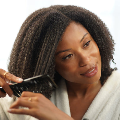 African_Pride_Moisture_Miracle_Aloe_&_Coconut_Water_Pre-Shampoo_-_Helps_Minimize_Hair_Breakage_for_Natural_Coils_&_Curls,_Detangles_&_Conditions,_18_oz.