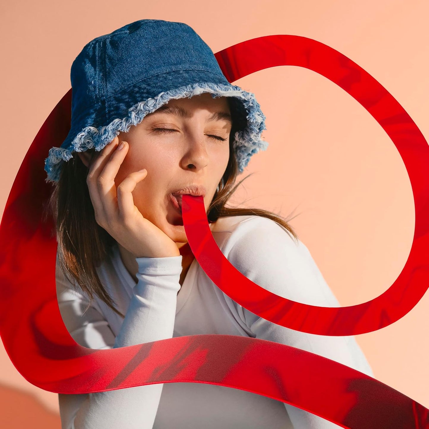 Fruit_By_The_Foot_Flavored_Snacks,_Berry_Tie-Dye_&_Strawberry_Tie-Dye,_Family_Pack,_18_Rolls,_13.5_oz