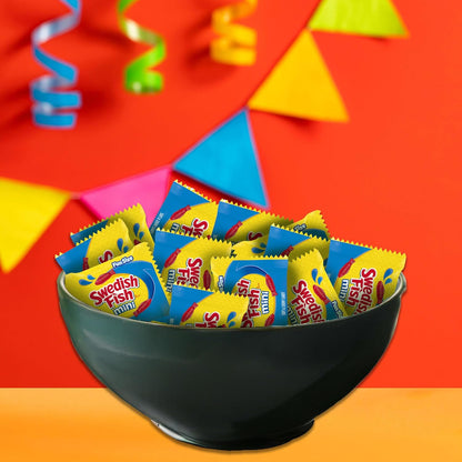 SWEDISH_FISH_Mini_Soft_&_Chewy_Gummy_Candy,_Bulk_Candy,_140_Snack_Packs