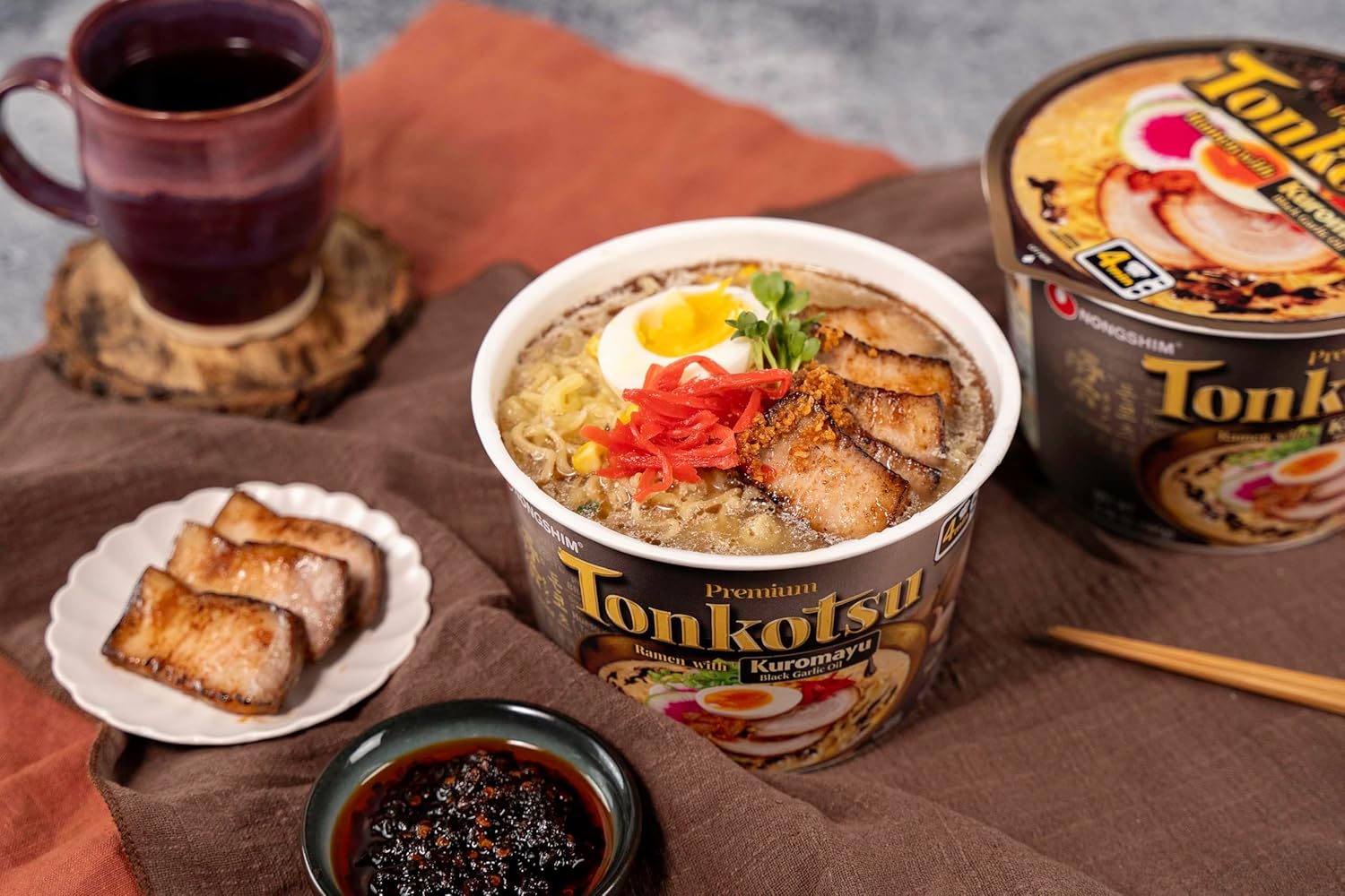 Nongshim_Tonkotsu_Ramen_with_Kuromayu_Noodle_Big_Bowl,_3.56_Ounce_(Pack_Of_6)