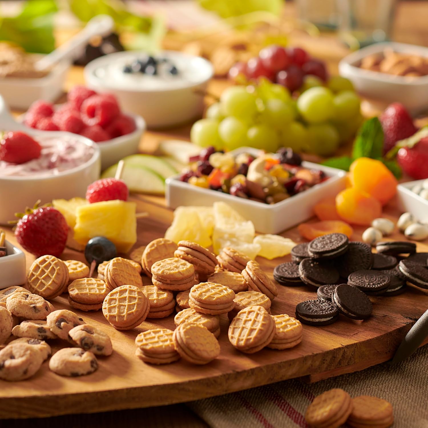 OREO_Mini_Cookies,_Mini_CHIPS_AHOY!_Cookies,_RITZ_Bits_Cheese_Crackers,_Nutter_Butter_Bites_&_Wheat_Thins_Crackers,_Nabisco_Cookie_&_Cracker_Variety_Pack,_50_Snack_Packs