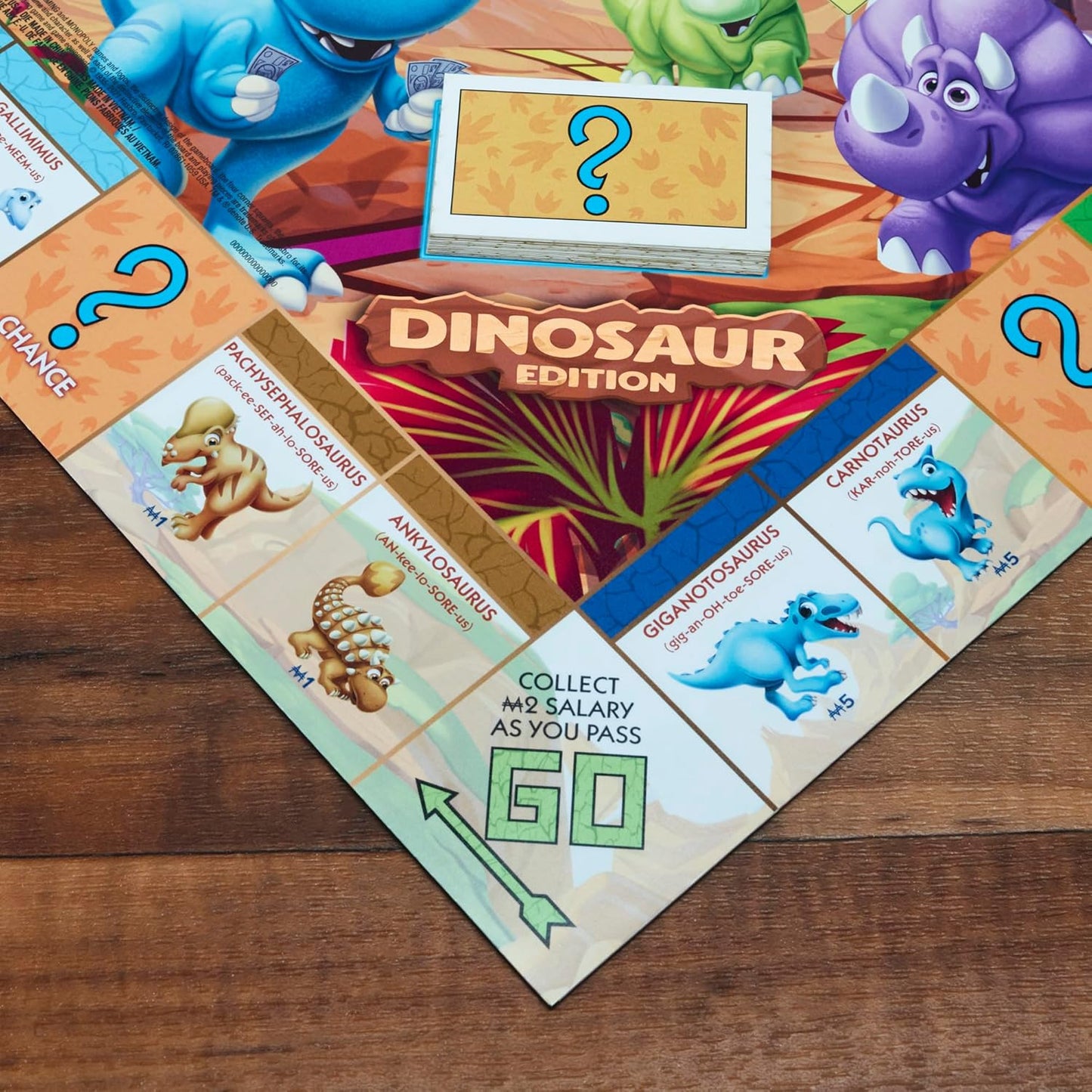 Hasbro_Gaming_Monopoly_Junior_Dinosaur_Edition_Game_|_Kids_Board_Games_with_Dino-Themed_Toy_Tokens_|_2-4_Players_for_Boys_&_Girls_|_Ages_5+_(Amazon_Exclusive)