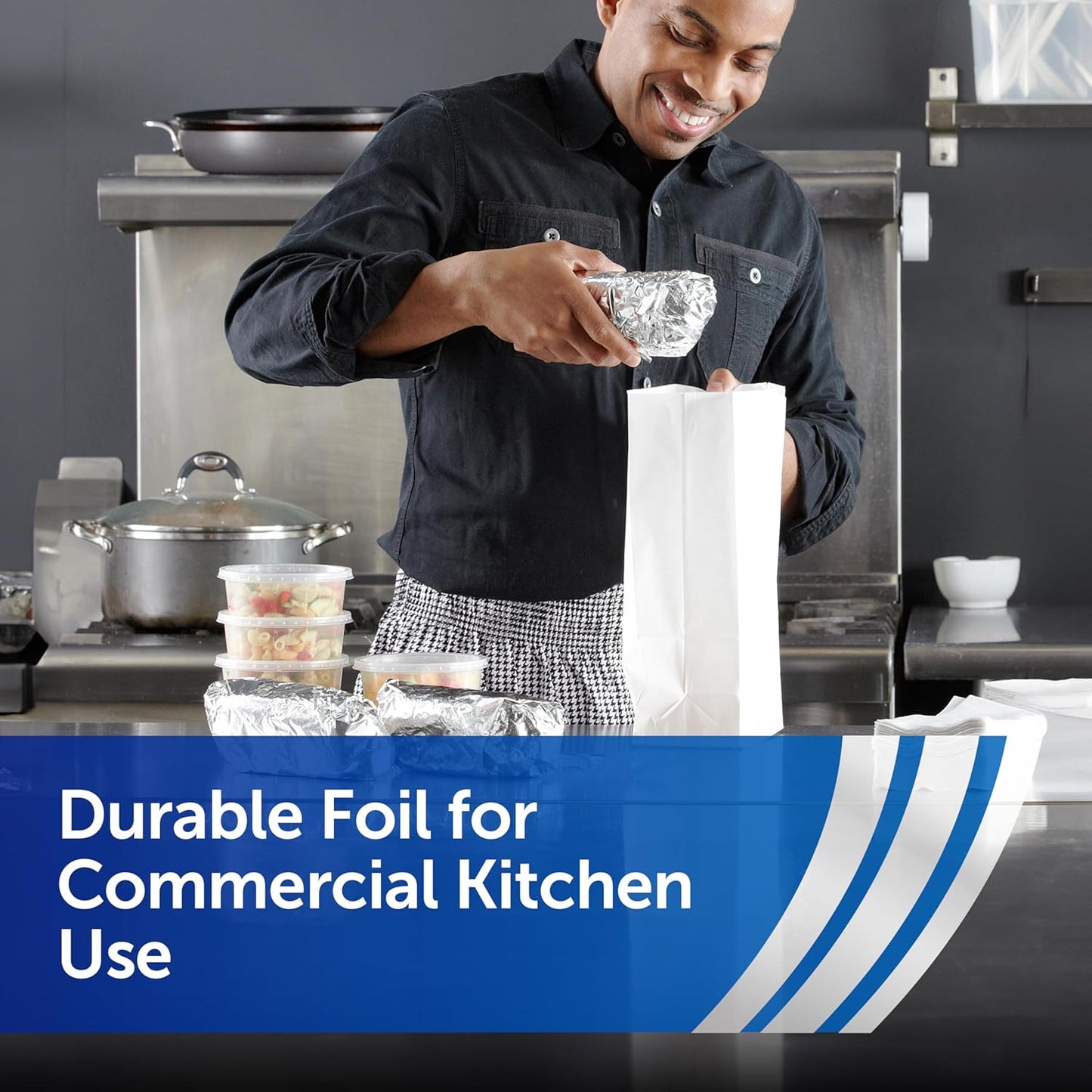 Reynolds_Foodservice_Pre-Cut_Aluminum_Foil_Sheets,_Great_for_Concessions,_Catering,_Cafeterias,_and_Restaurants,_Easily_Moldable_Around_Food,_12_x_10.75_Inches,_500_Ct.