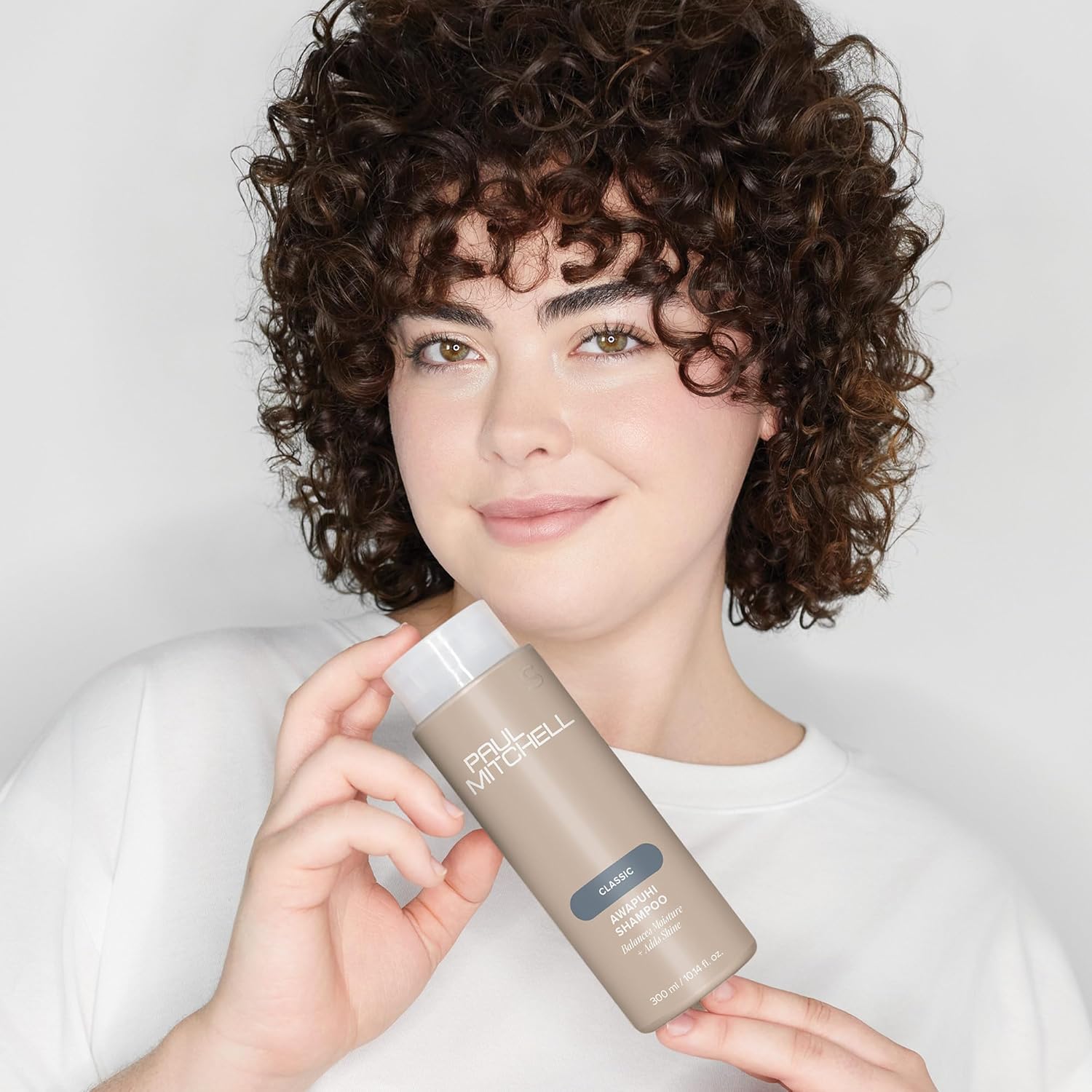 Paul_Mitchell_Awapuhi_Shampoo,_Balances_Moisture_+_Adds_Shine,_For_All_Hair_Types,_Especially_Fine_+_Static-Prone_Hair