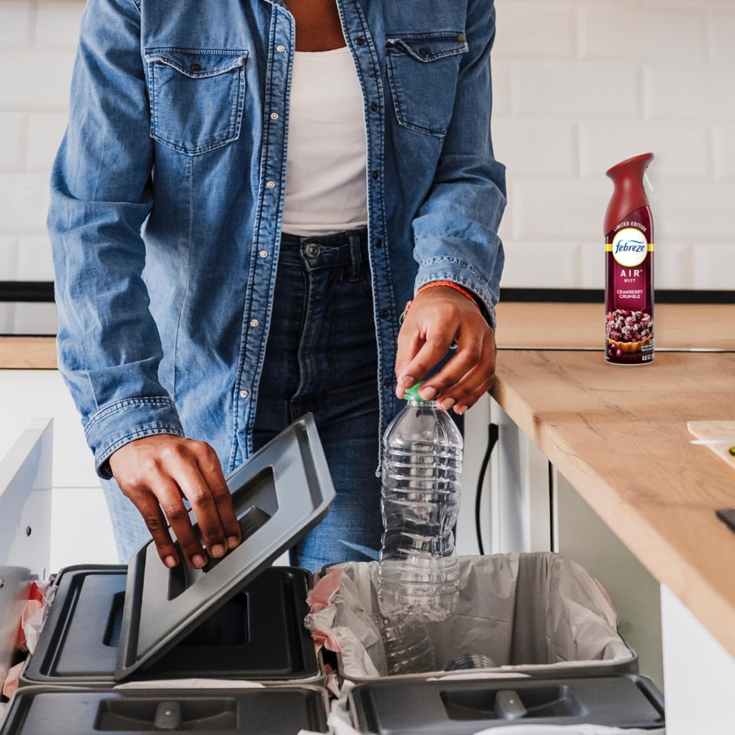 Febreze_Air_Mist_Air_Freshener_Spray,_Odor-Fighting_Room_Spray_for_Home,_Bathroom,_&_Kitchen,_Holiday_Scents,_Baked_Cinnamon_Apples_&_Cranberry_Crumble_&_Heavy_Duty_Scents,_8.8oz,_3ct_(1_of_each)