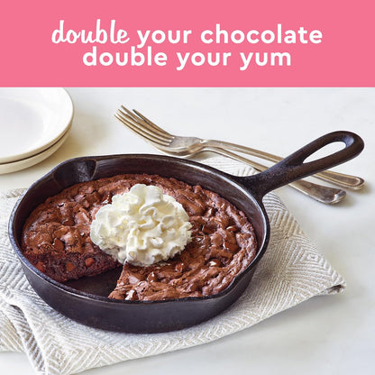 Duncan_Hines_MEGA_Brownie_Mix,_Chewy_Fudge,_Halloween_Baking,_7.7_oz.