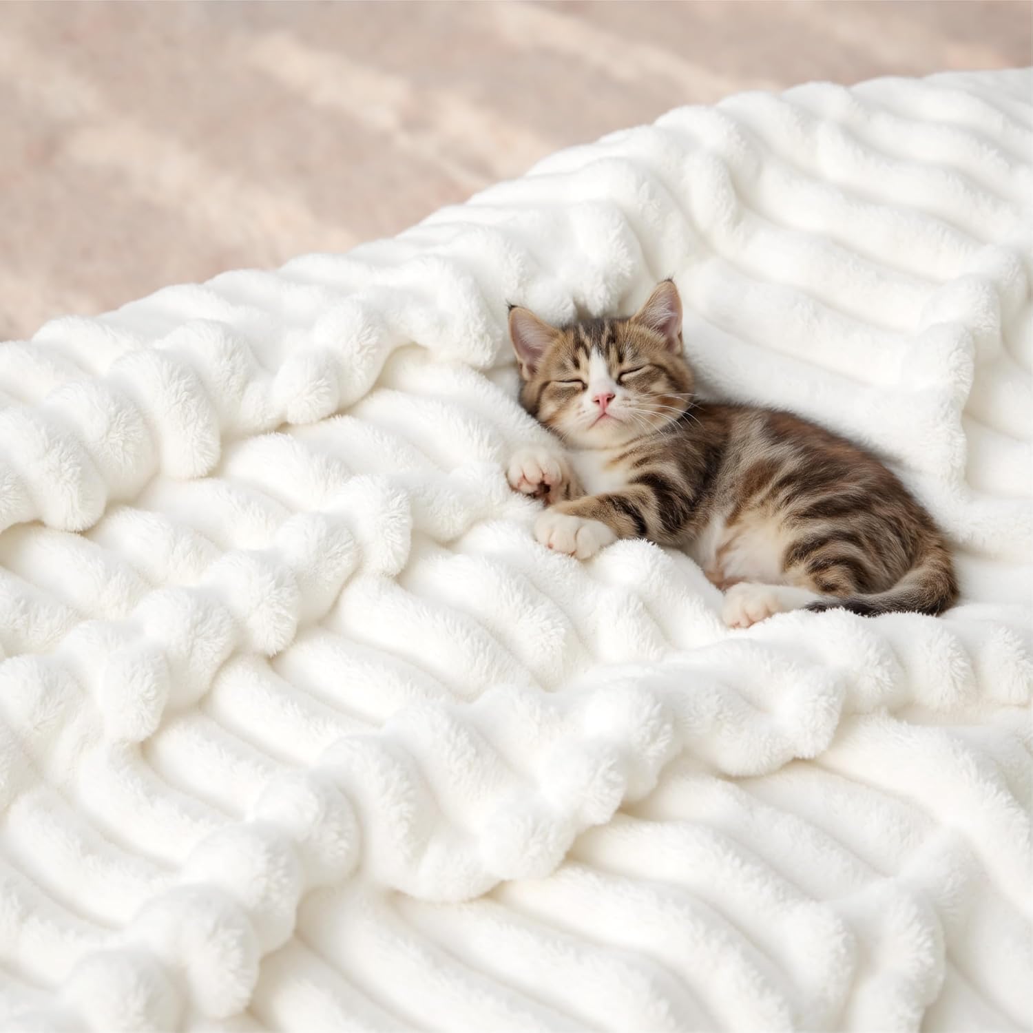 Bedsure_GentleSoft_White_Throw_Blanket_for_Couch_-_Birthday_Gifts_for_Women_Mom_Her_Girls,_Cozy_Fleece_Blanket_for_Sofa_Bed,_Living_Room_Home_Bedroom_Decor_Dorm_Essentials,_Off_White,_50x60_Inches