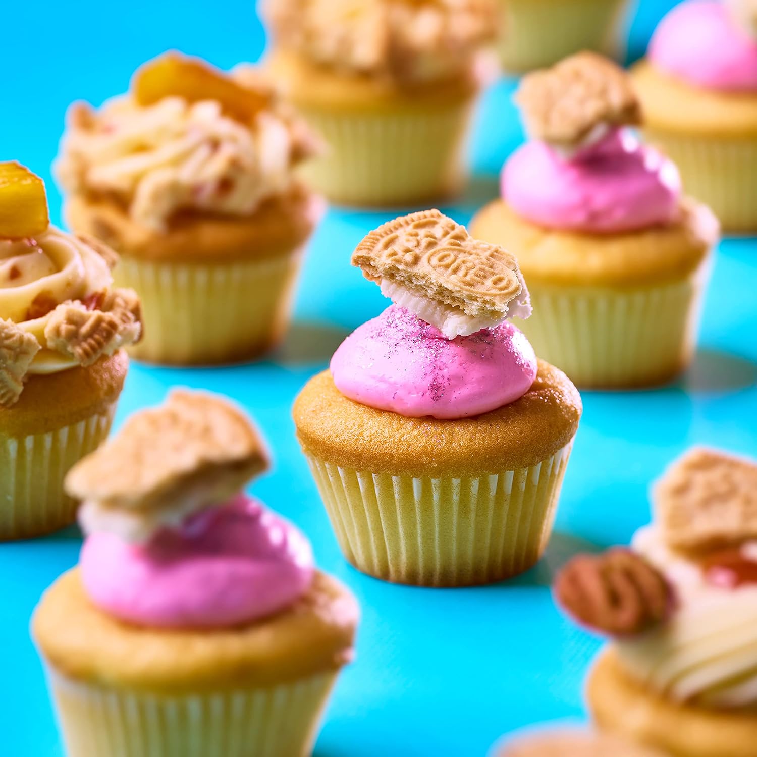 OREO_Double_Stuf_Golden_Sandwich_Cookies,_Party_Size,_24.95_oz