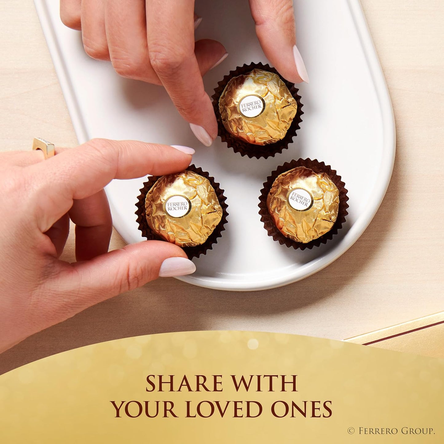 Ferrero_Rocher_Gourmet_Hazelnut_Milk_Chocolate_Gift_Box,_12_Individually_Wrapped_Chocolates,_5.3_oz