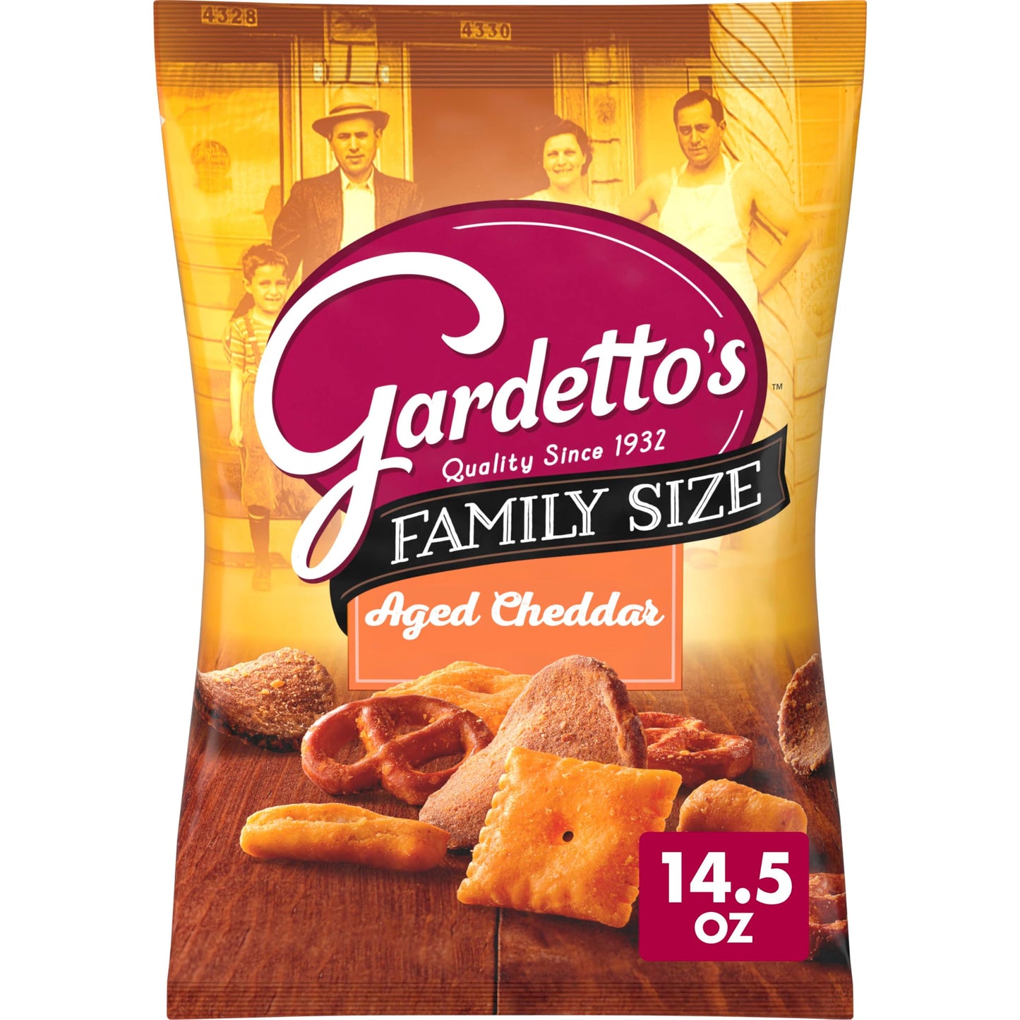Gardetto&amp;#39;s Snack Mix, Aged Cheddar, Family Size Pub and Party Mix, 14.5 oz Bag