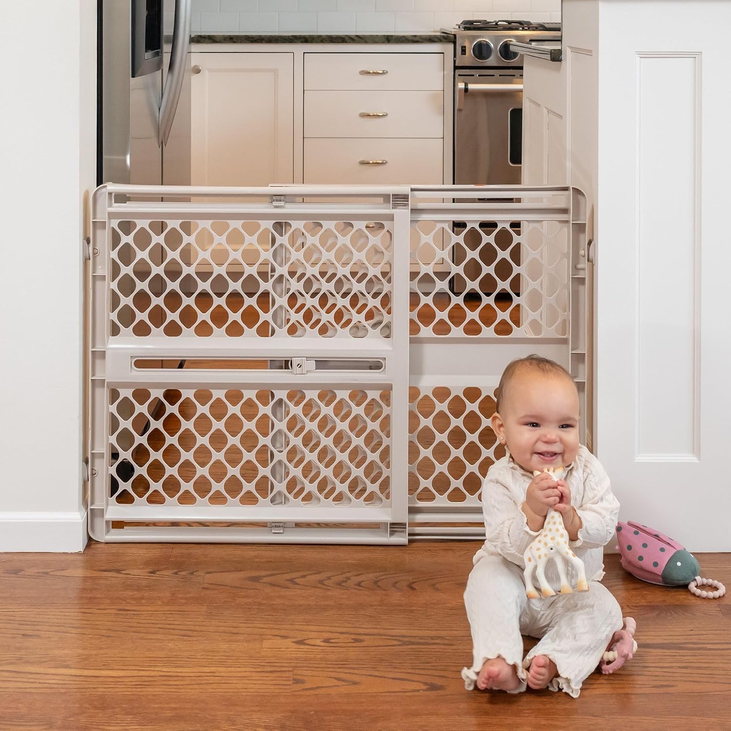 Toddleroo_by_North_States_-_Supergate_Ergo_Baby_Gate:_Plastic_Baby_Gate_for_Stairs_&_Doorways_-_Adjustable_Indoor_Safety_Gate_-_Made_in_USA_-_26_to_42_Inches_Wide_-_26_Inches_Tall_-_Sand