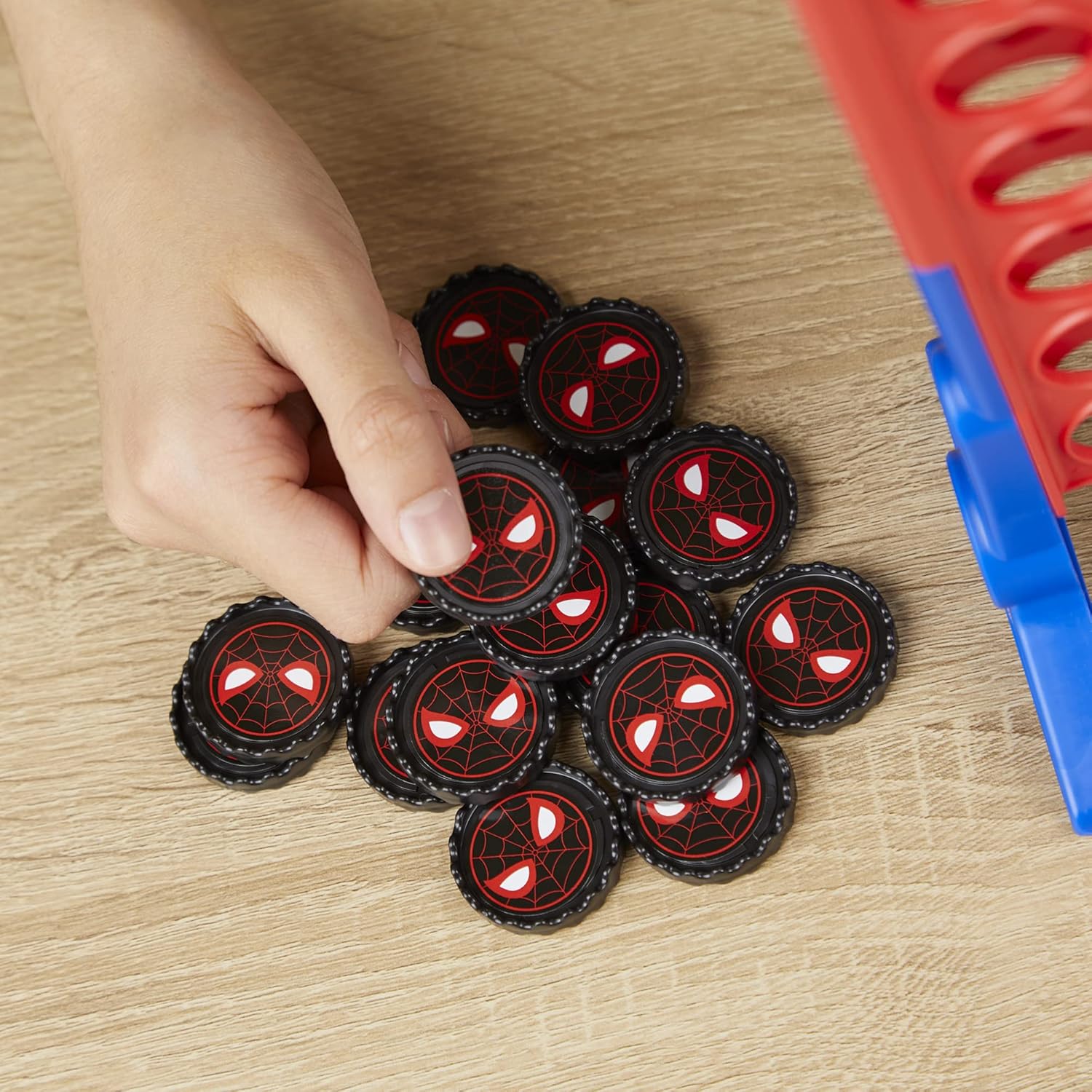 Hasbro_Gaming_Connect_4_Marvel_Spider-Man_Edition,_Strategy_Board_Game_for_2_Players,_Ages_6_and_Up_(Amazon_Exclusive)