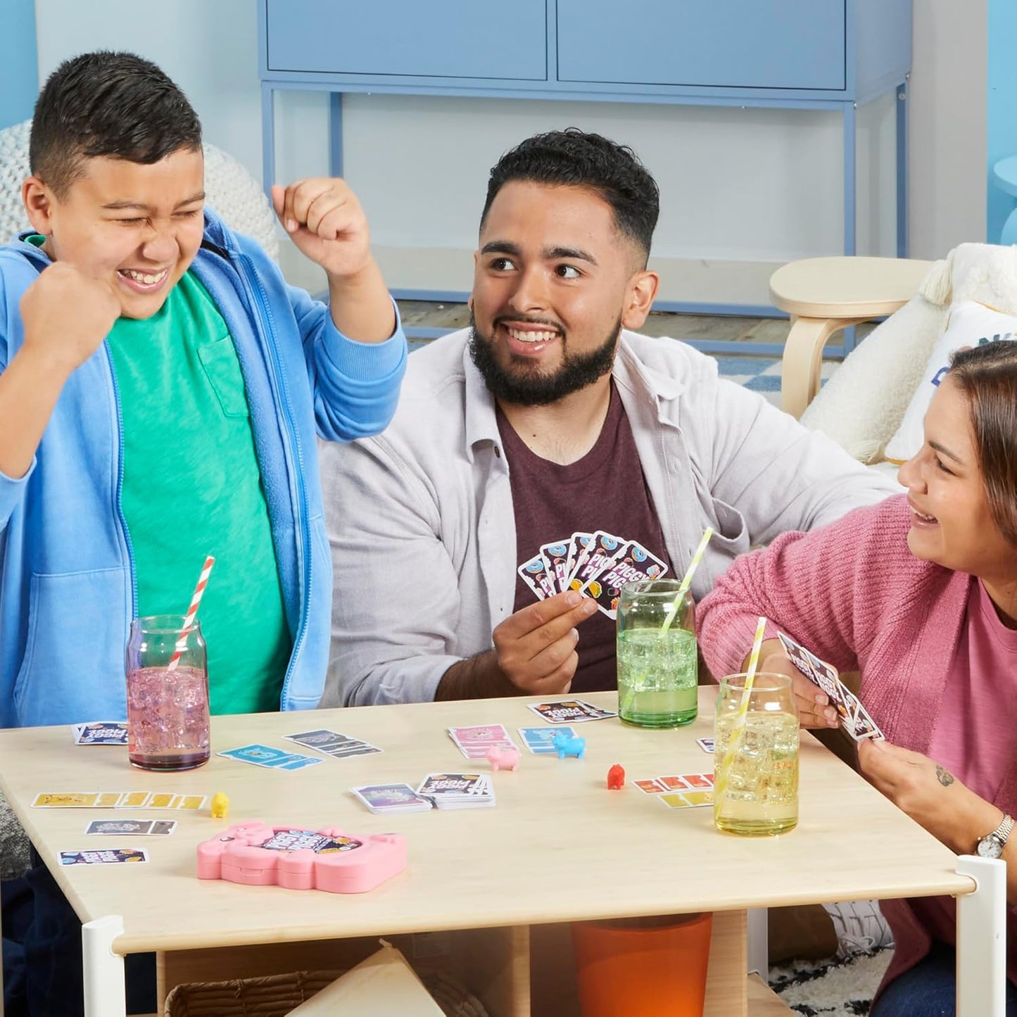 Hasbro_Gaming_Piggy_Piggy_Card_Game_|_Family_Games_for_Kids,_Teens,_and_Adults_|_2_to_6_Players_I_20_Mins._Average_|_Quick-Playing_Travel_Games_|_Fun_Summer_Activities_|_Vacation_Essentials_|_Ages_7+