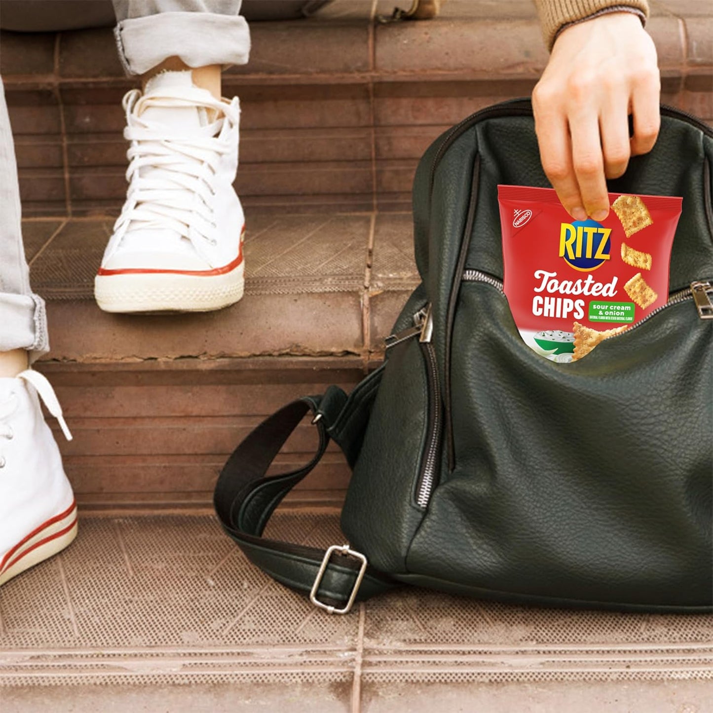 Nabisco_Cracker_Variety_Pack,_RITZ_Toasted_Chips,_Wheat_Thins_Snacks_Whole_Grain_Wheat_Crackers_and_Triscuit_Minis_Whole_Grain_Wheat_Vegan_Crackers,_40_Snack_Packs
