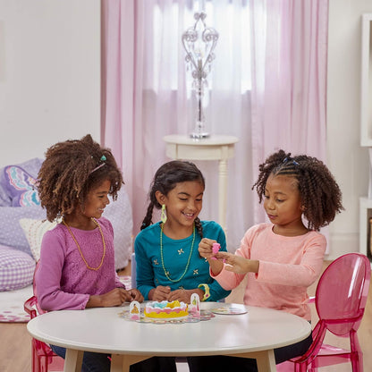 Hasbro_Gaming_Pretty_Pretty_Princess:_Edition_Board_Game_Featuring_Disney_Princesses,_Jewelry_Dress-Up_Game_for_Kids_Ages_5_and_Up,_for_2-4_Players_(Amazon_Exclusive)