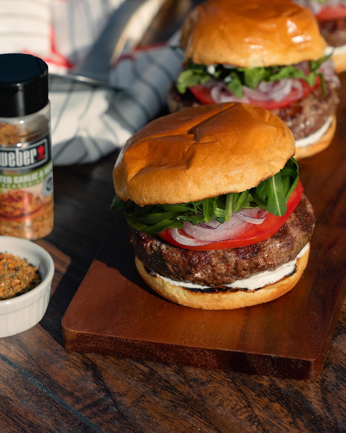 Weber_Roasted_Garlic_&_Herb_Seasoning,_2.75_oz