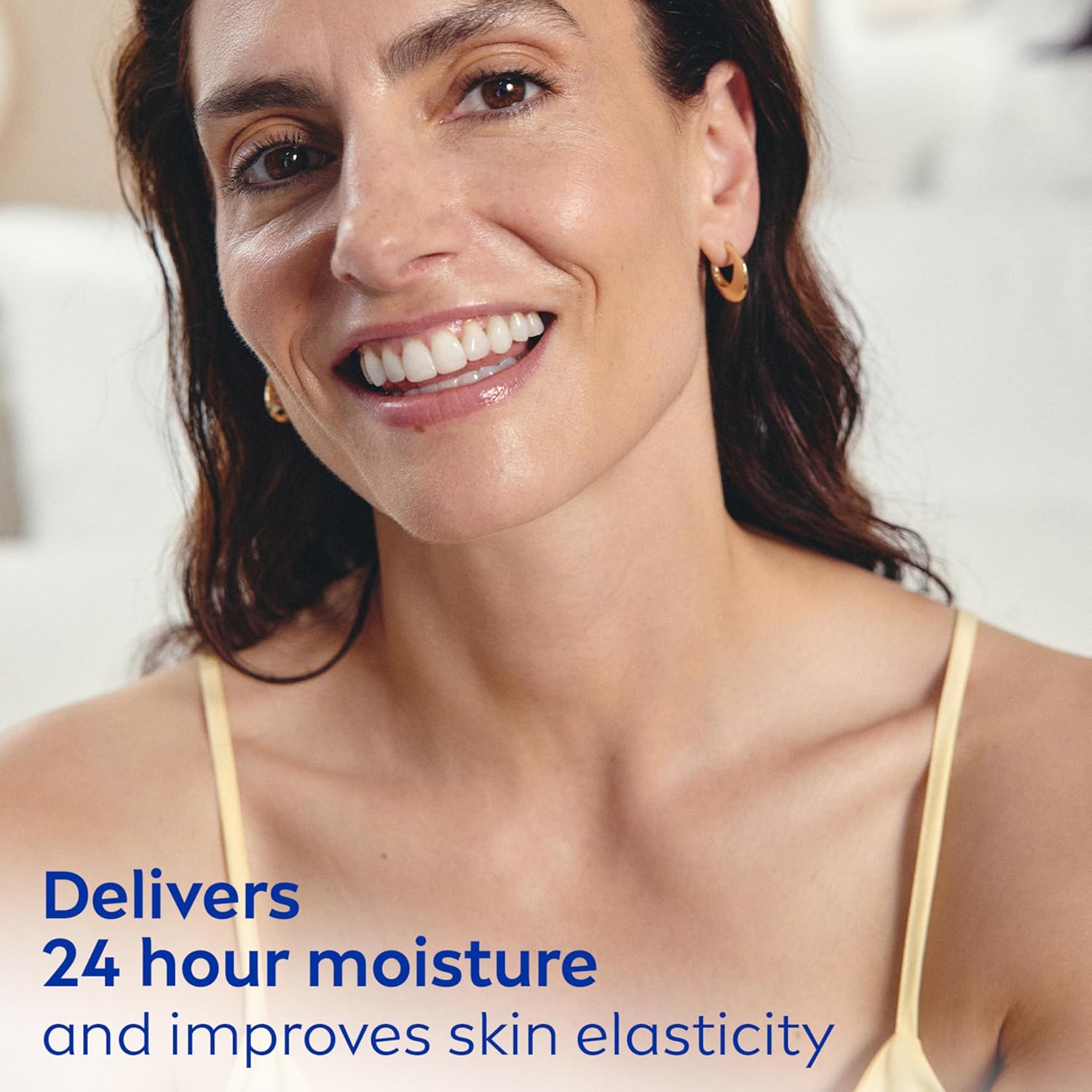 NIVEA_Skin_Firming_&_Anti_Wrinkle_Neck_&_Chest_Cream_with_Coenzyme_Q10,_Creatine_and_Provitamin_B5,_Skin_Firming_Cream_Reduces_the_Look_of_Fine_Lines_and_Wrinkles,_6.7_Oz_Tube