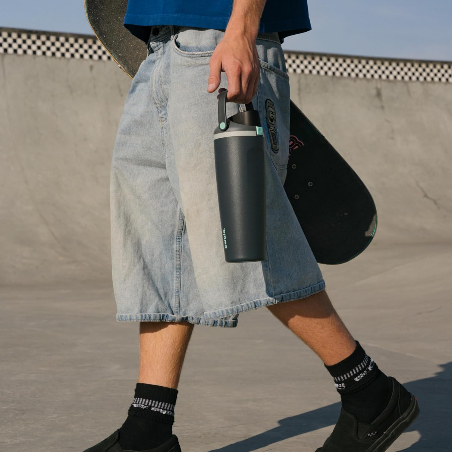 Owala_FreeSip_Sway_Insulated_Stainless_Steel_Water_Bottle_with_Two-Way_Spout,_Built-In_Straw_and_Bucket_Handle,_Made_for_Travel,_School,_and_Sports,_30oz,_BPA_Free,_Leak_Proof,_Foggy_Tide