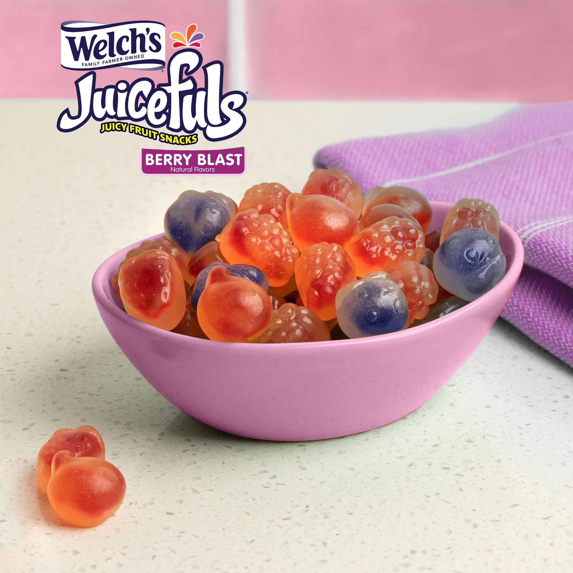 Welch's_Juicefuls_Juicy_Fruit_Snacks,_Berry_Blast,_Fruit_Gushers,_Gluten_Free,_Sharing_Size_Bags,_7_oz_(Pack_of_1)