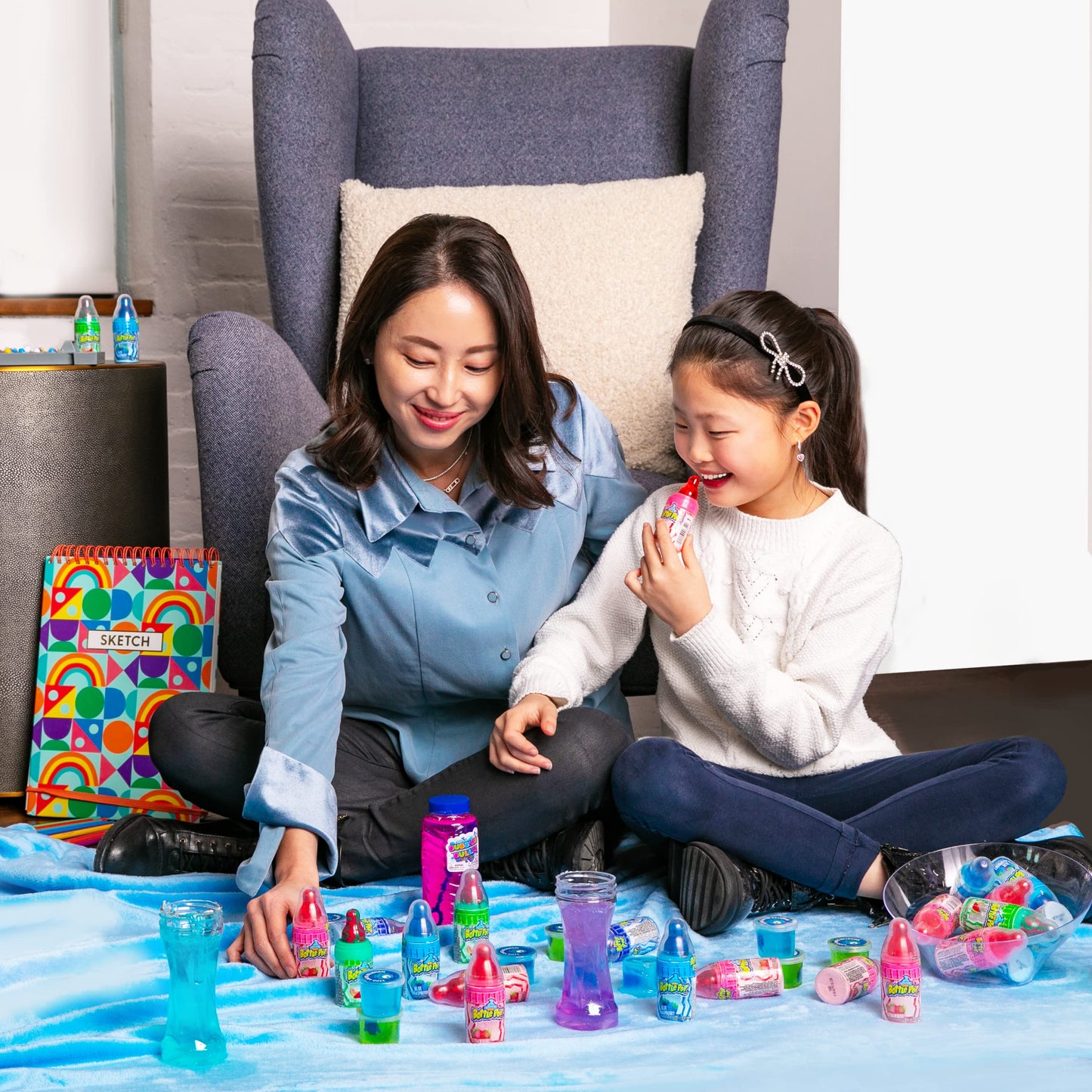 Baby_Bottle_Pop_Candy_Lollipops_-_Bulk_Candy_Variety_Party_Pack_-_10_Count_Lollipops_w/_Powdered_Sugar_Dip_in_Assorted_Fruity_Candy_Flavors_-_Bulk_Candy_for_Party_Favors,_Birthdays,_Baby_Showers