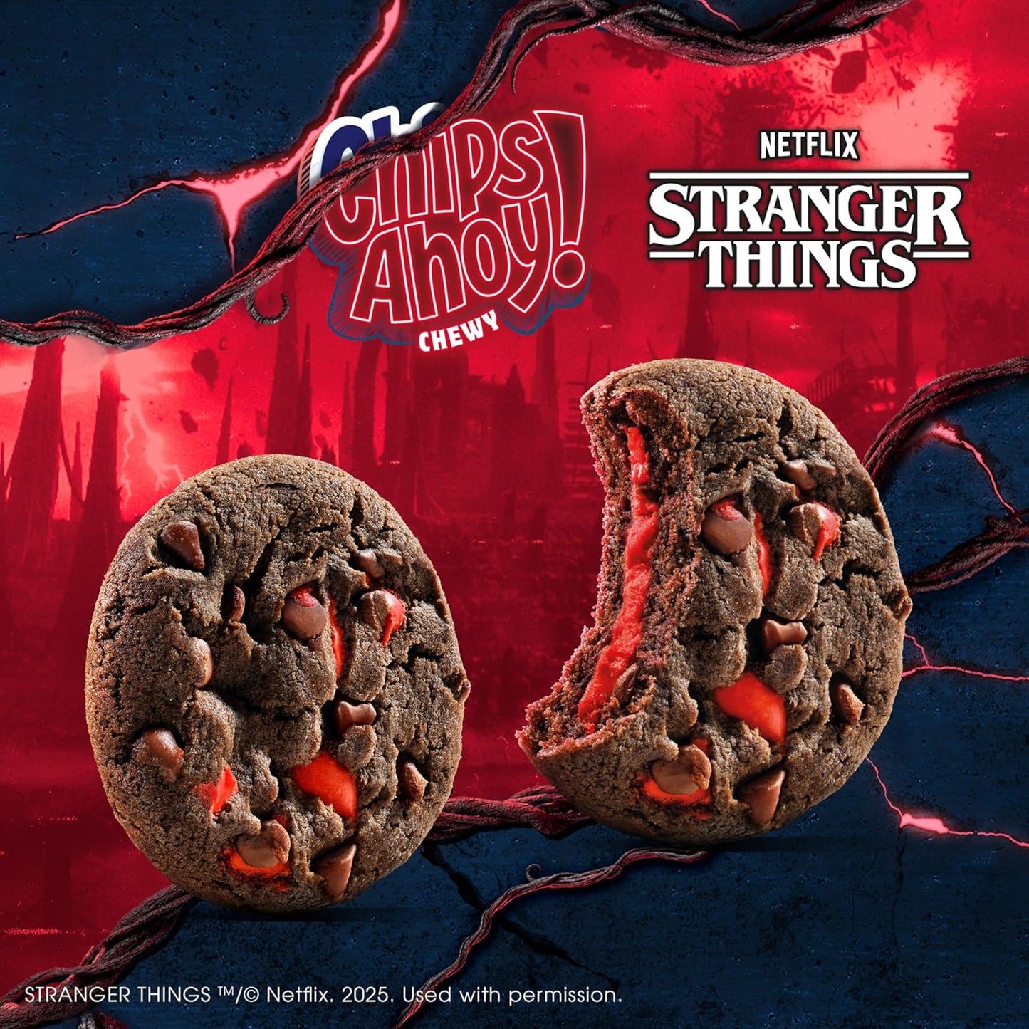 CHIPS_AHOY!_Stranger_Things_Chewy_Chocolatey_Strawberry-Flavored_Filled_Soft_Cookies,_Limited_Edition,_10_Snack_Packs_(2_Cookies_Per_Pack)