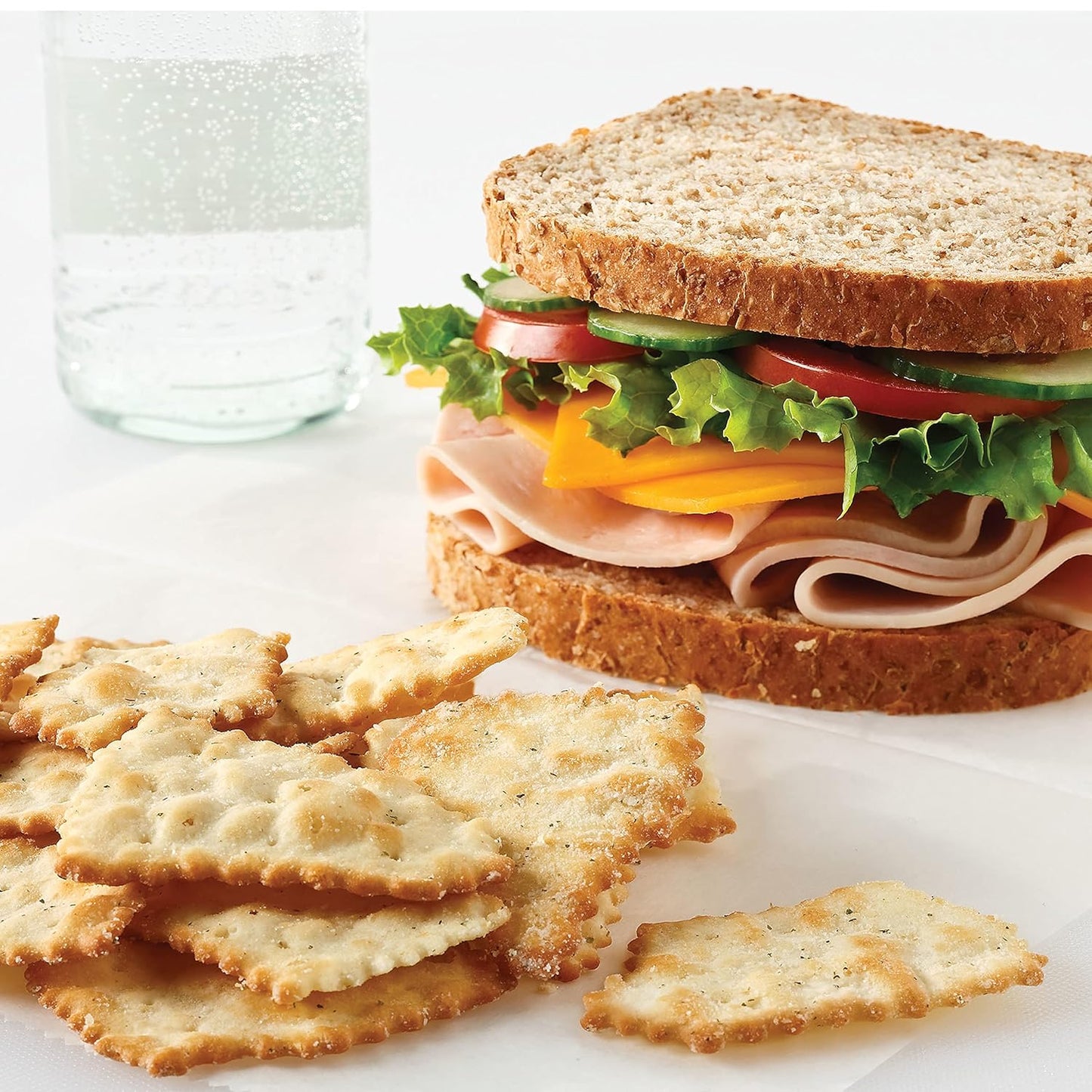Nabisco_Cracker_Variety_Pack,_RITZ_Toasted_Chips,_Wheat_Thins_Snacks_Whole_Grain_Wheat_Crackers_and_Triscuit_Minis_Whole_Grain_Wheat_Vegan_Crackers,_40_Snack_Packs